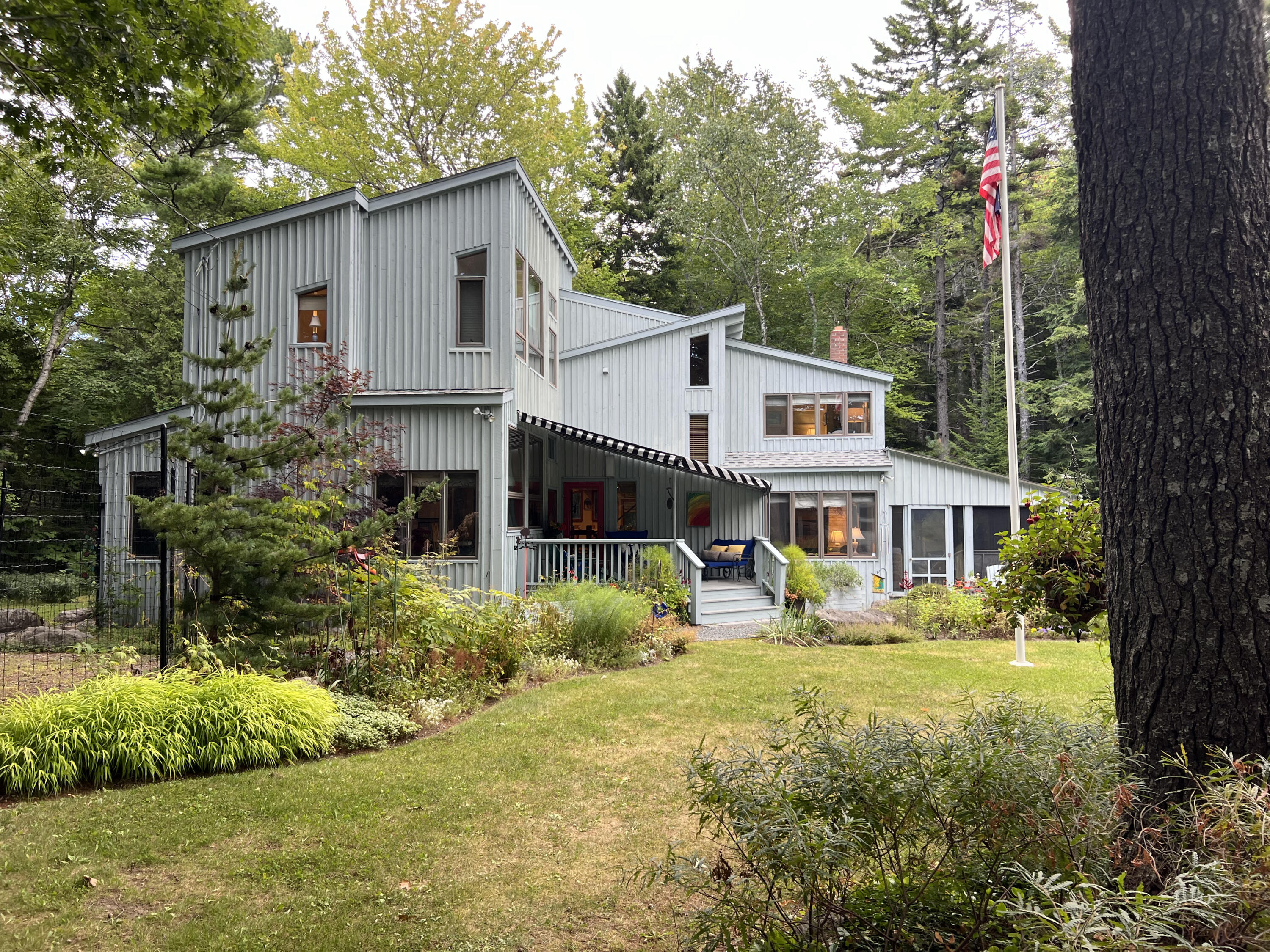 29 Whitney Farm Rd