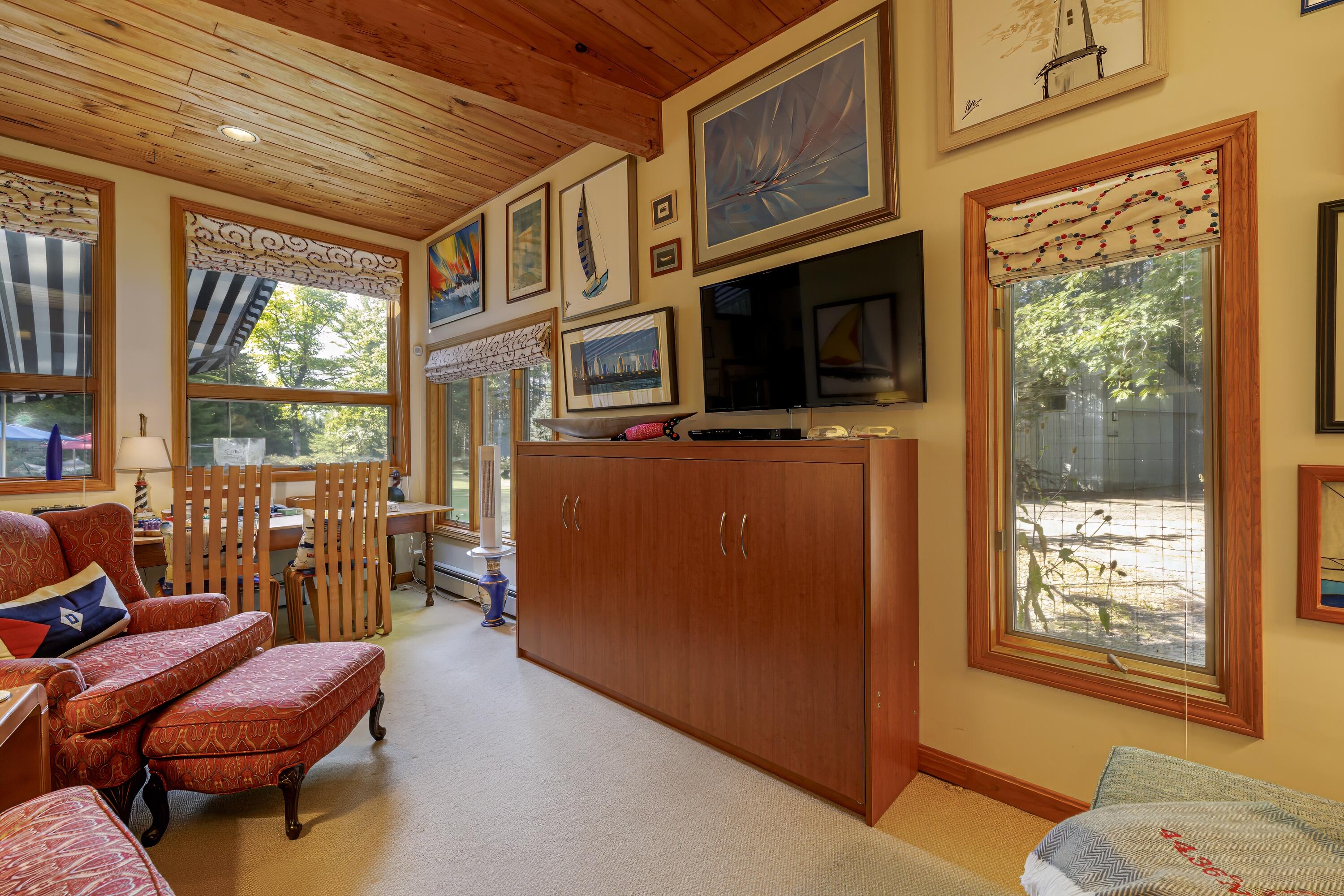 29 Whitney Farm Rd