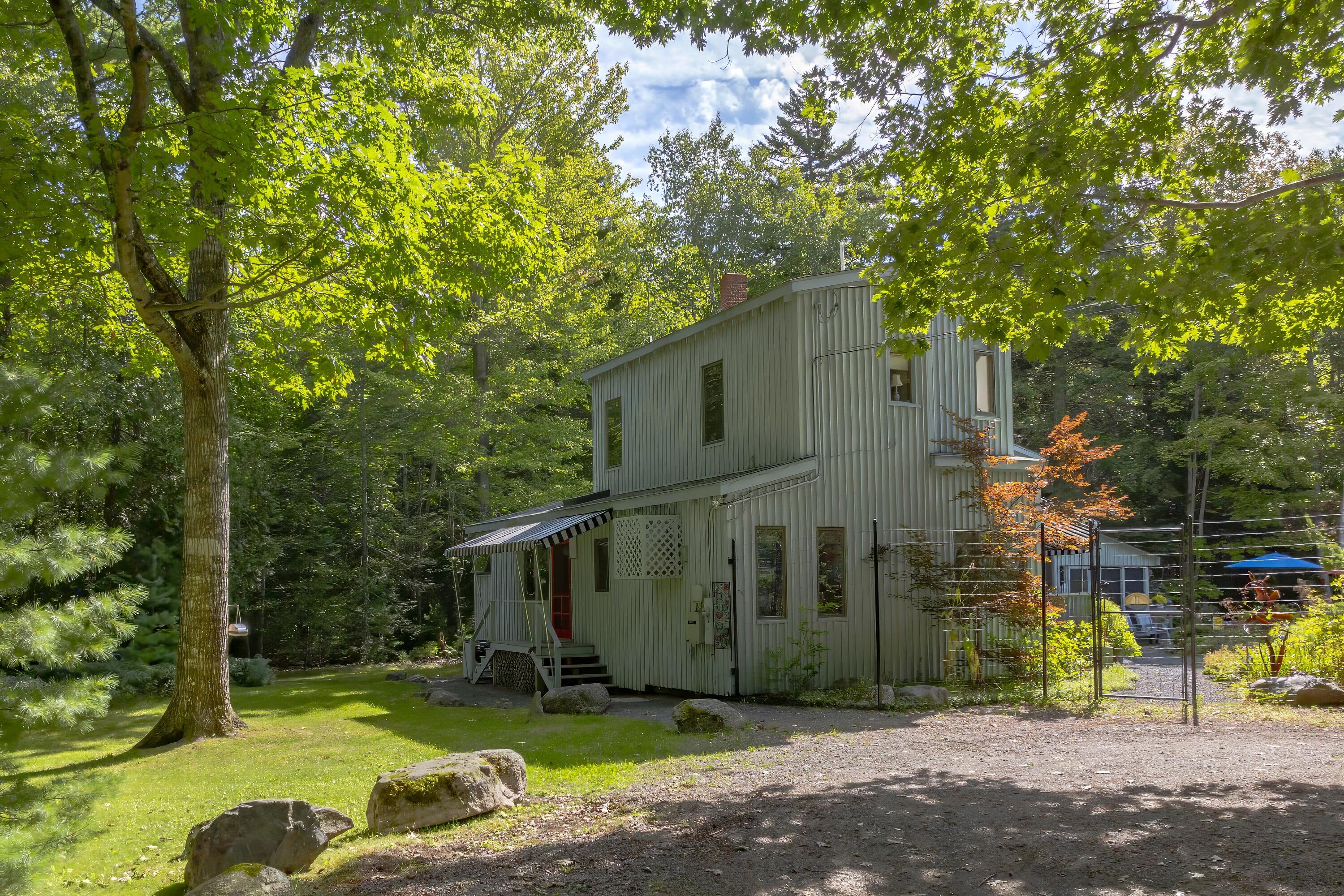 29 Whitney Farm Rd