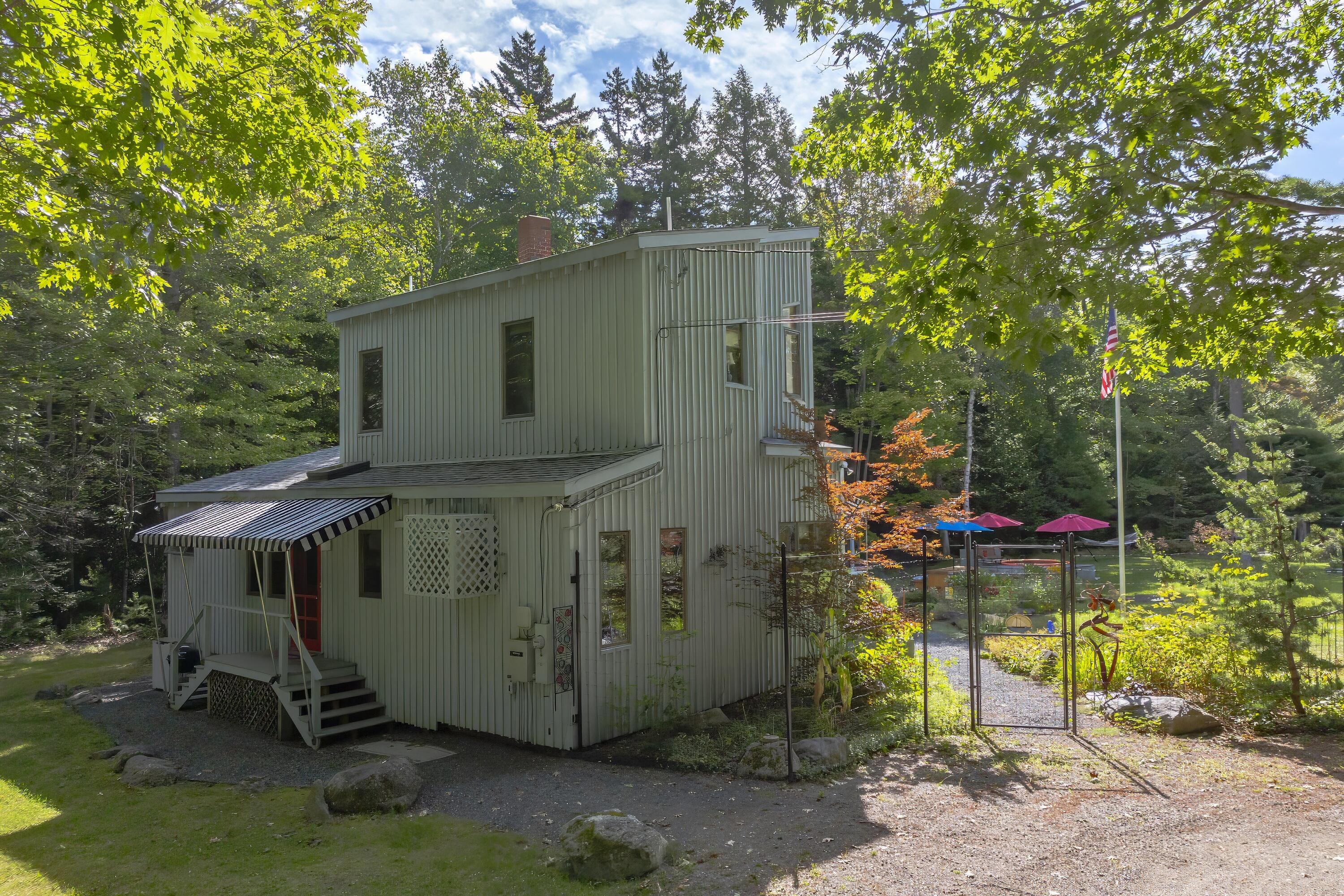 29 Whitney Farm Rd