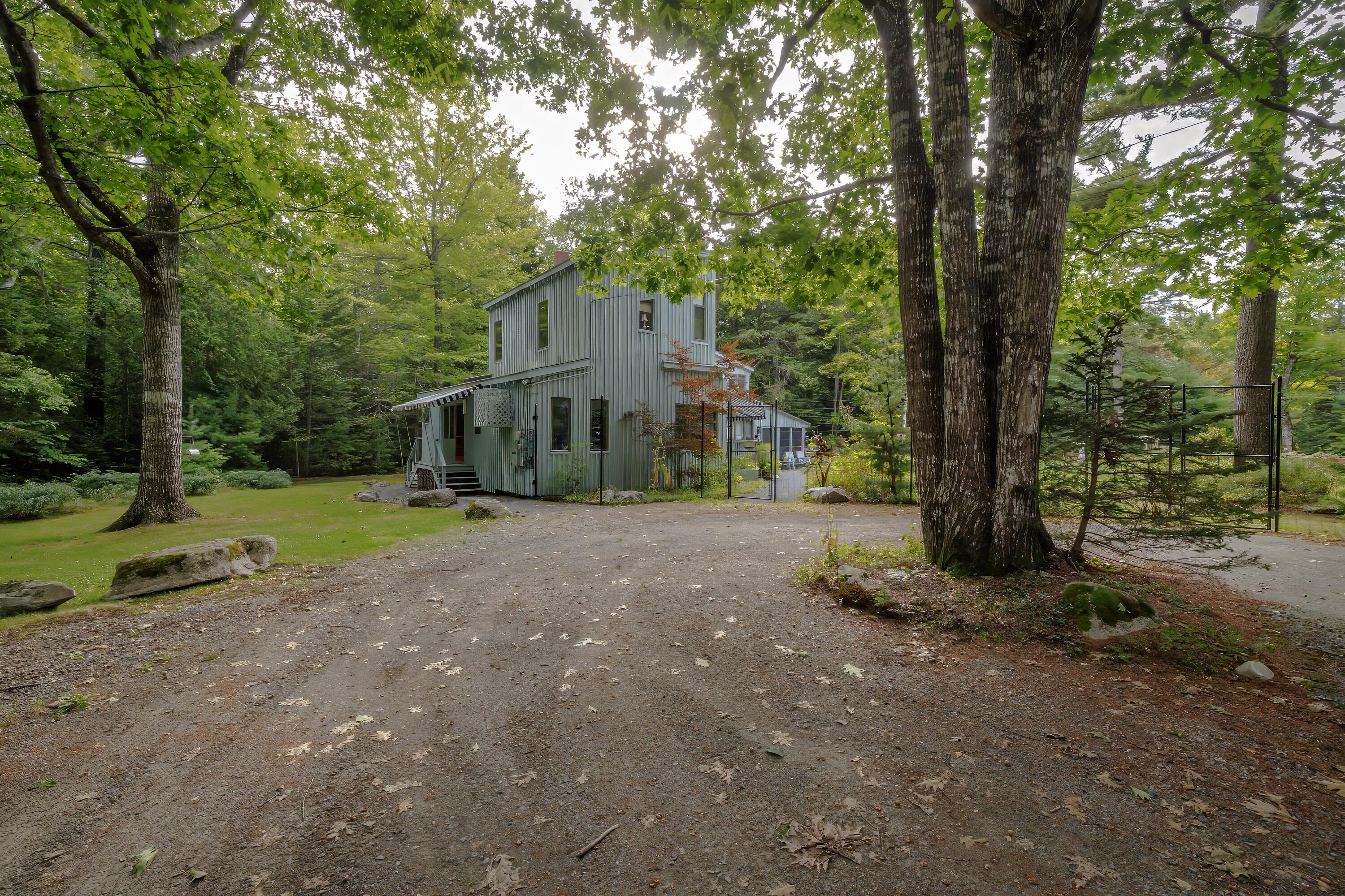 29 Whitney Farm Rd