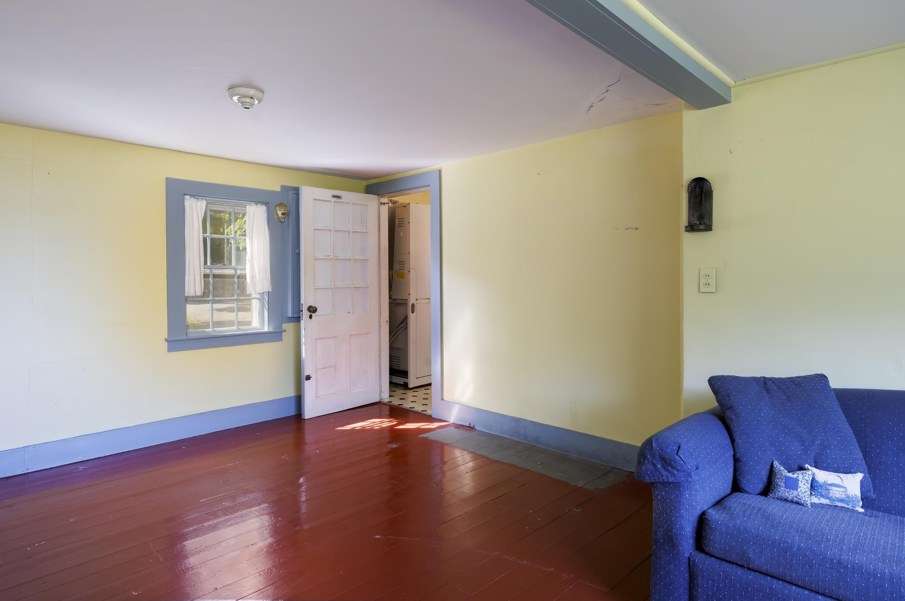 435 Seawall Road
