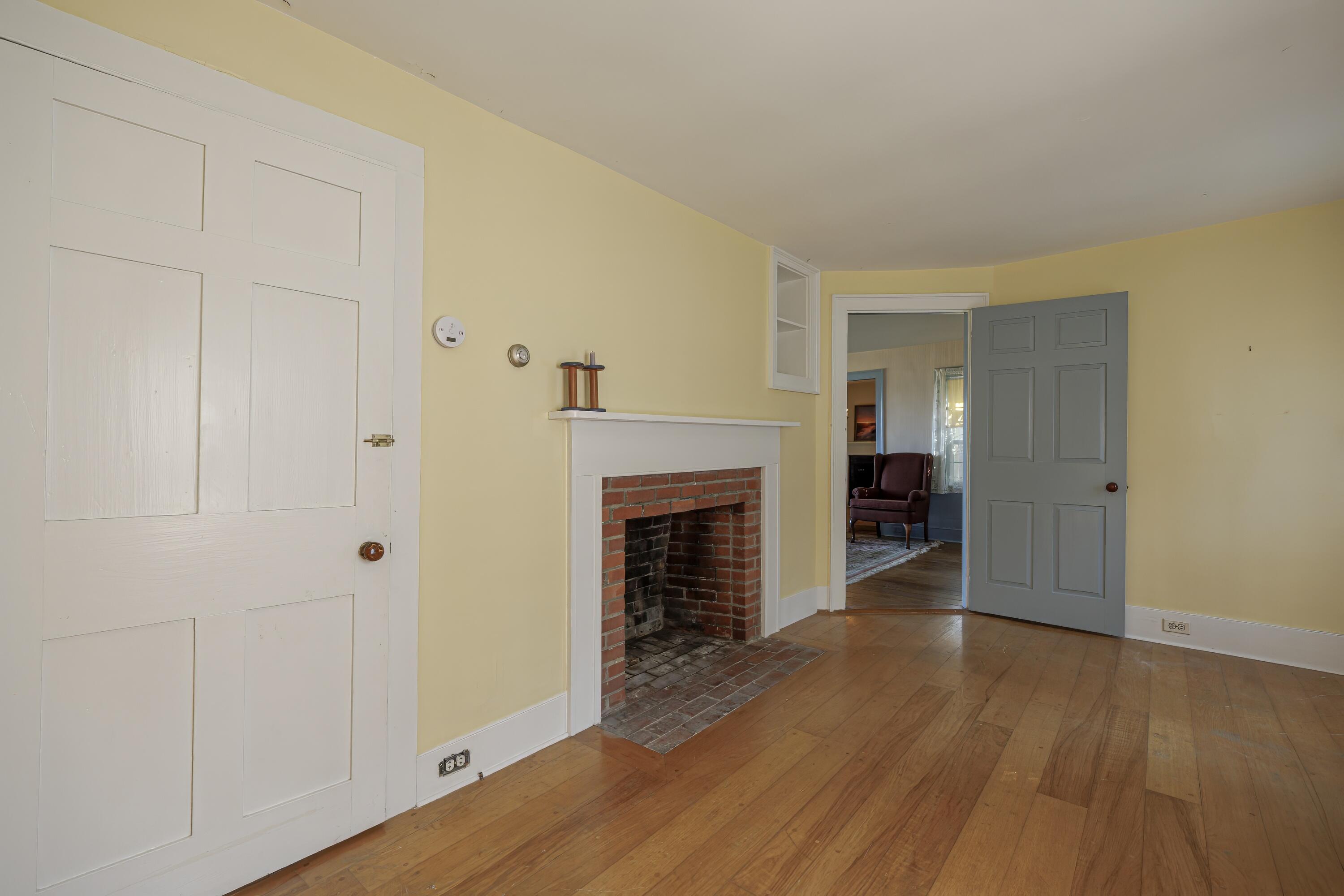 435 Seawall Road