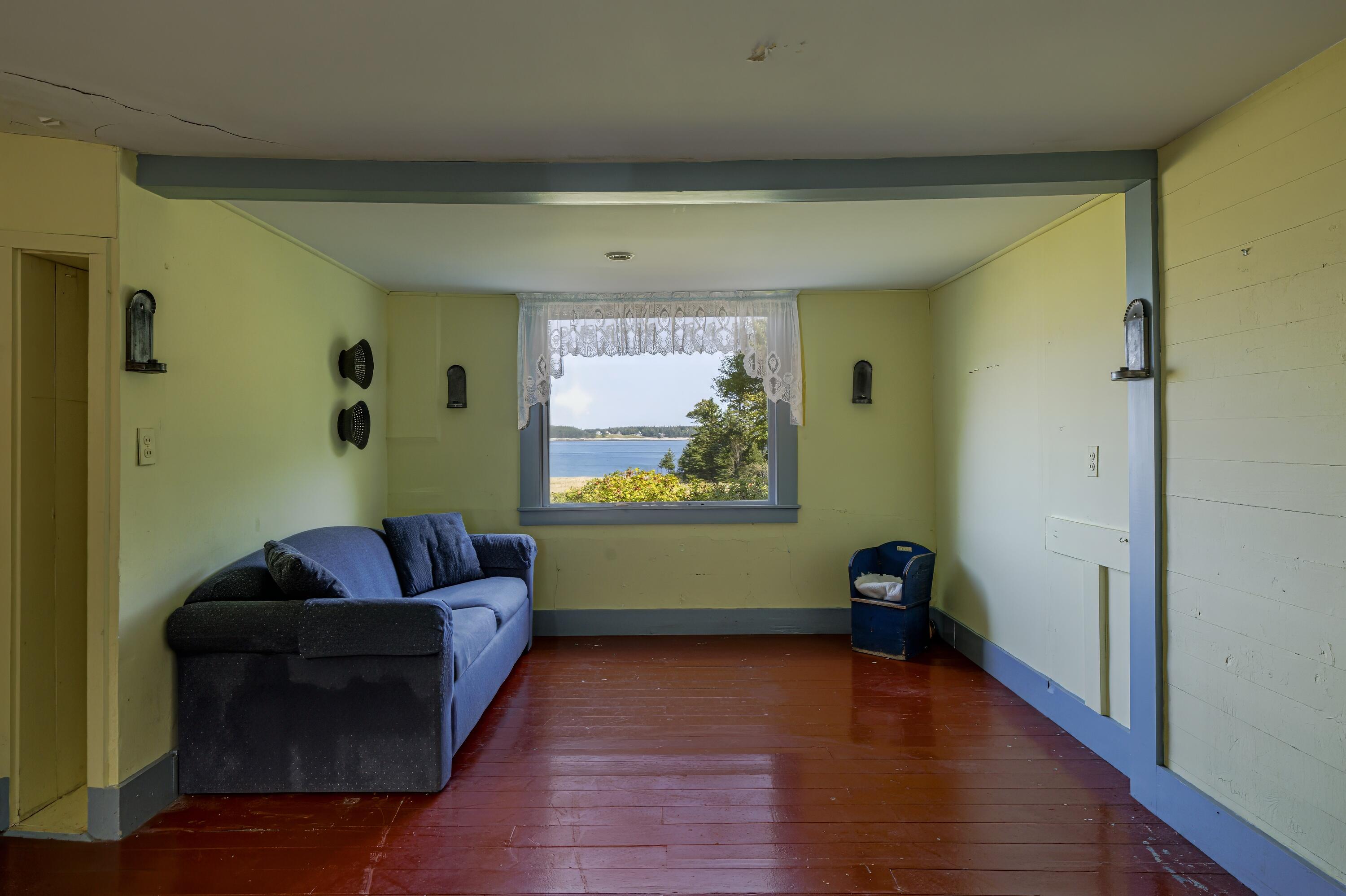 435 Seawall Road