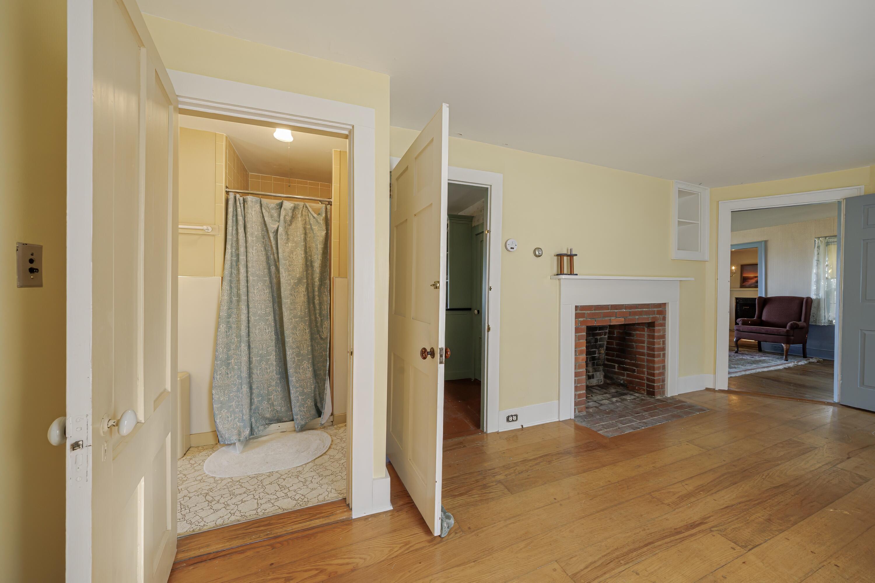 435 Seawall Road