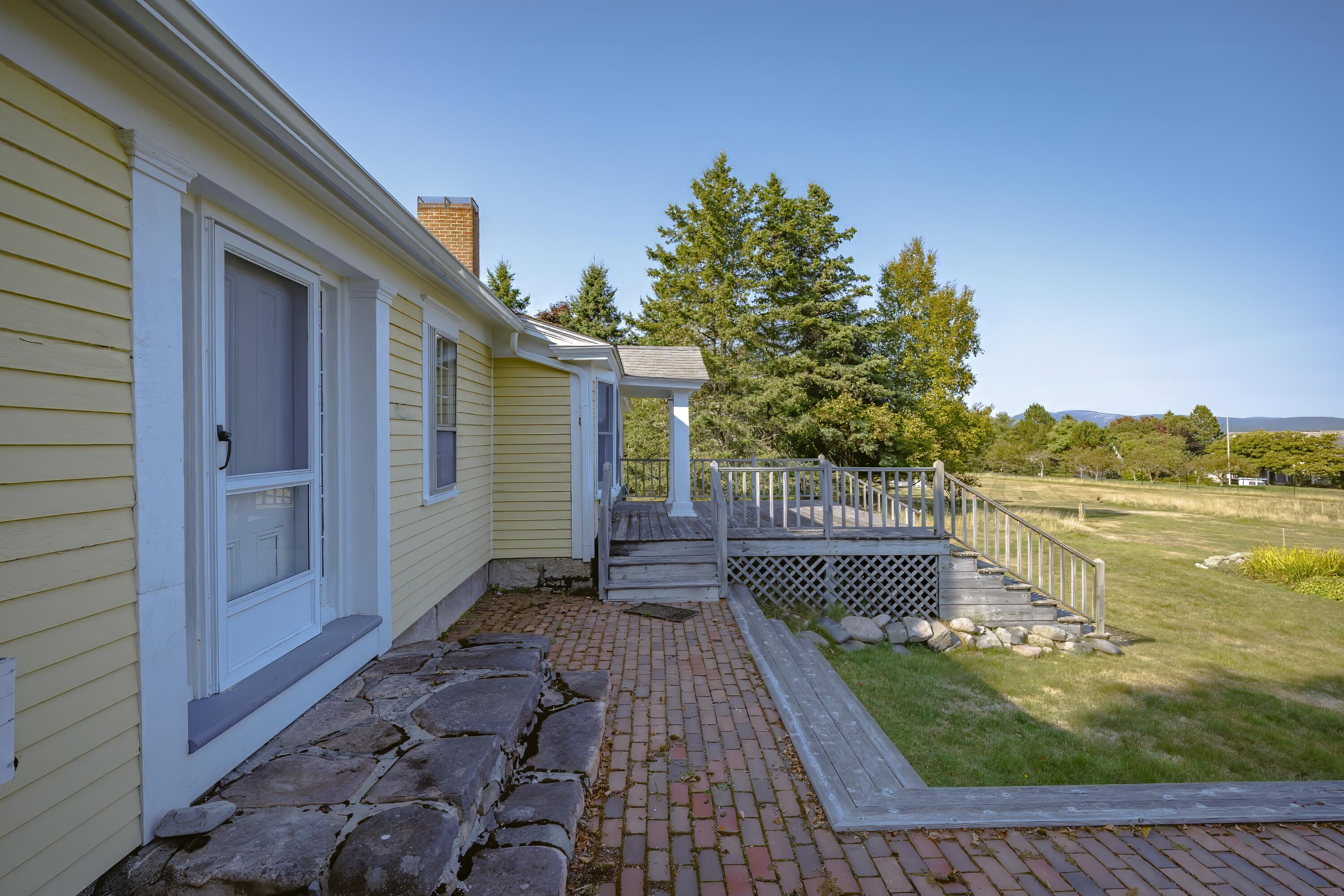 435 Seawall Road