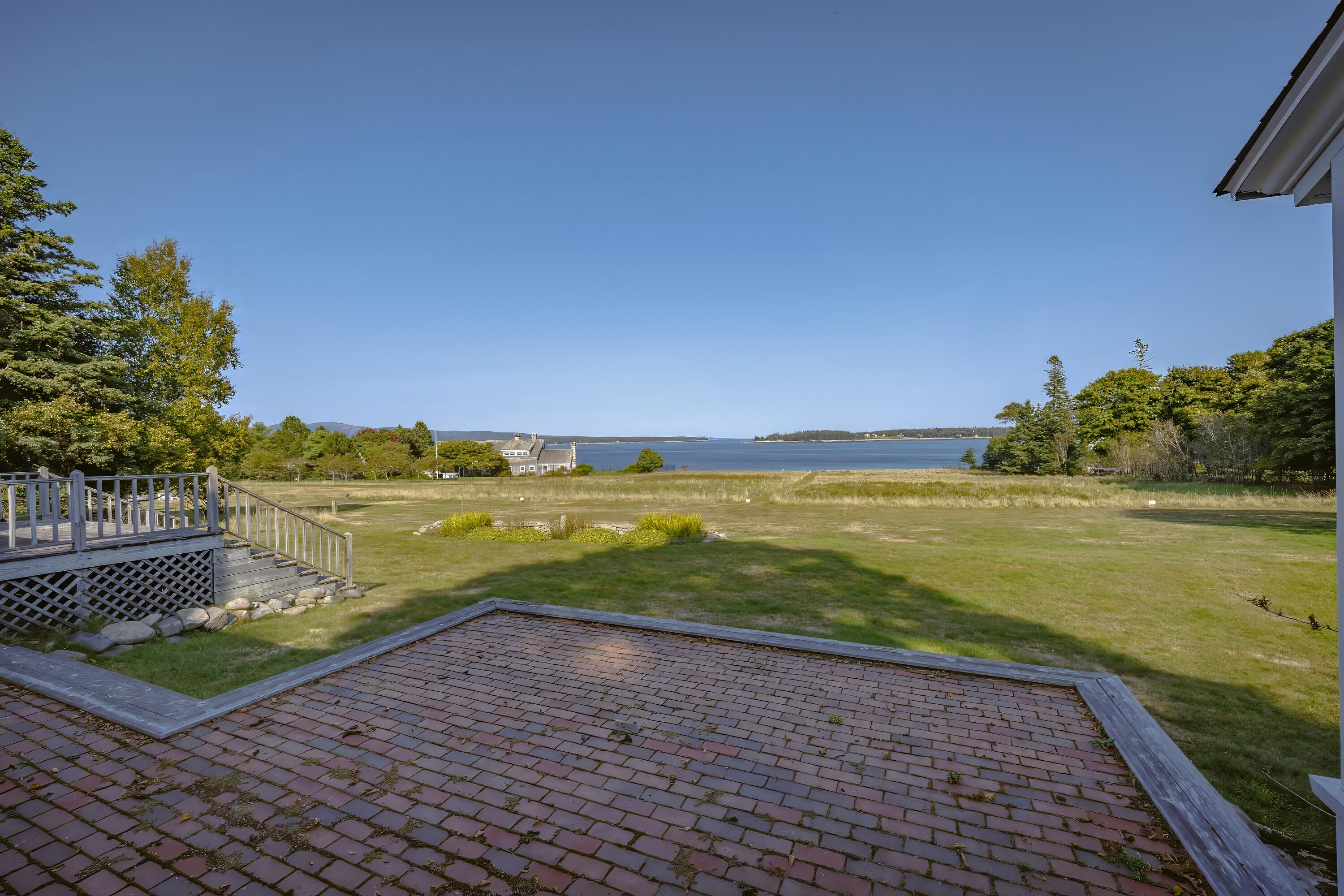 435 Seawall Road