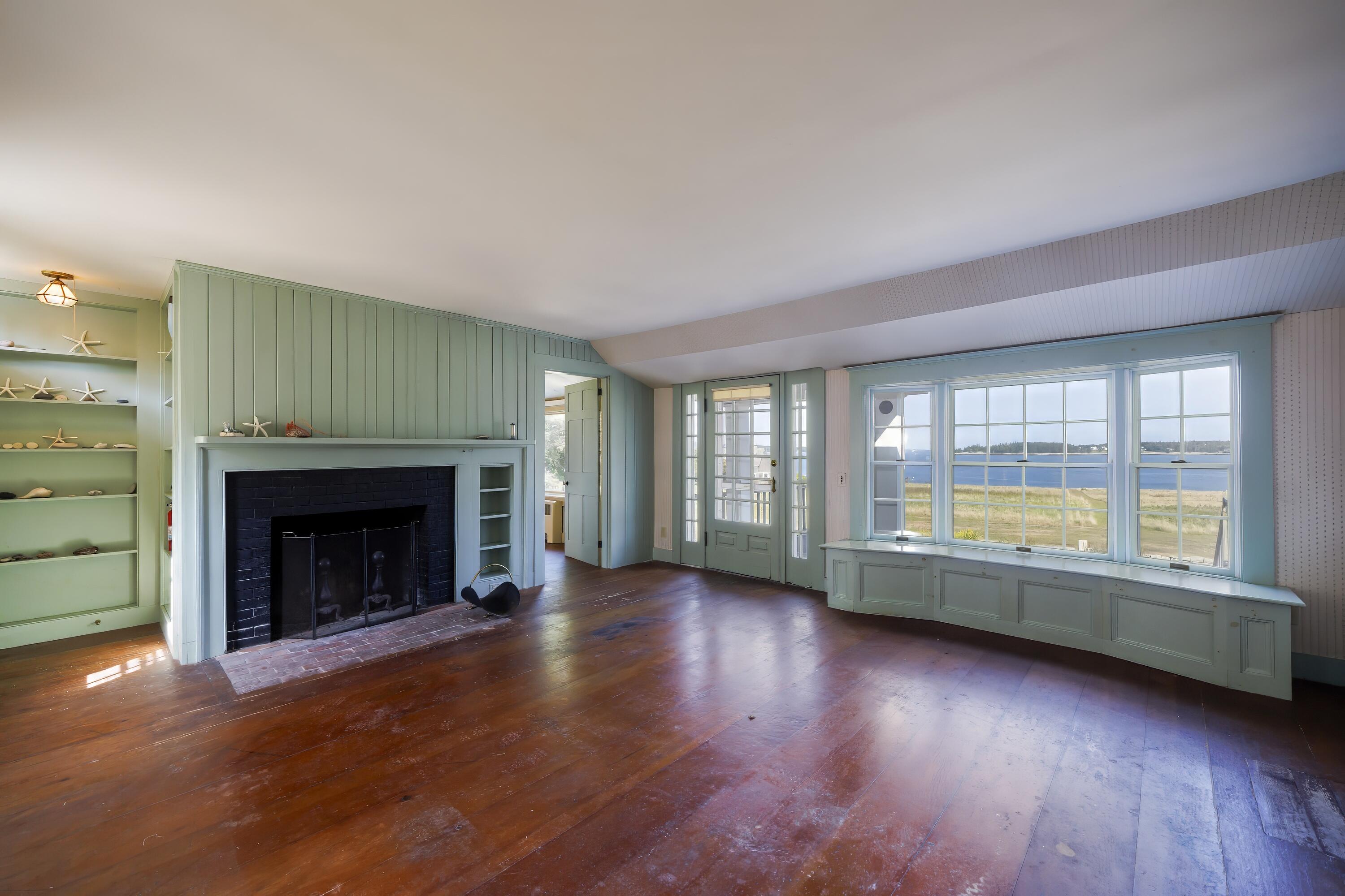 435 Seawall Road