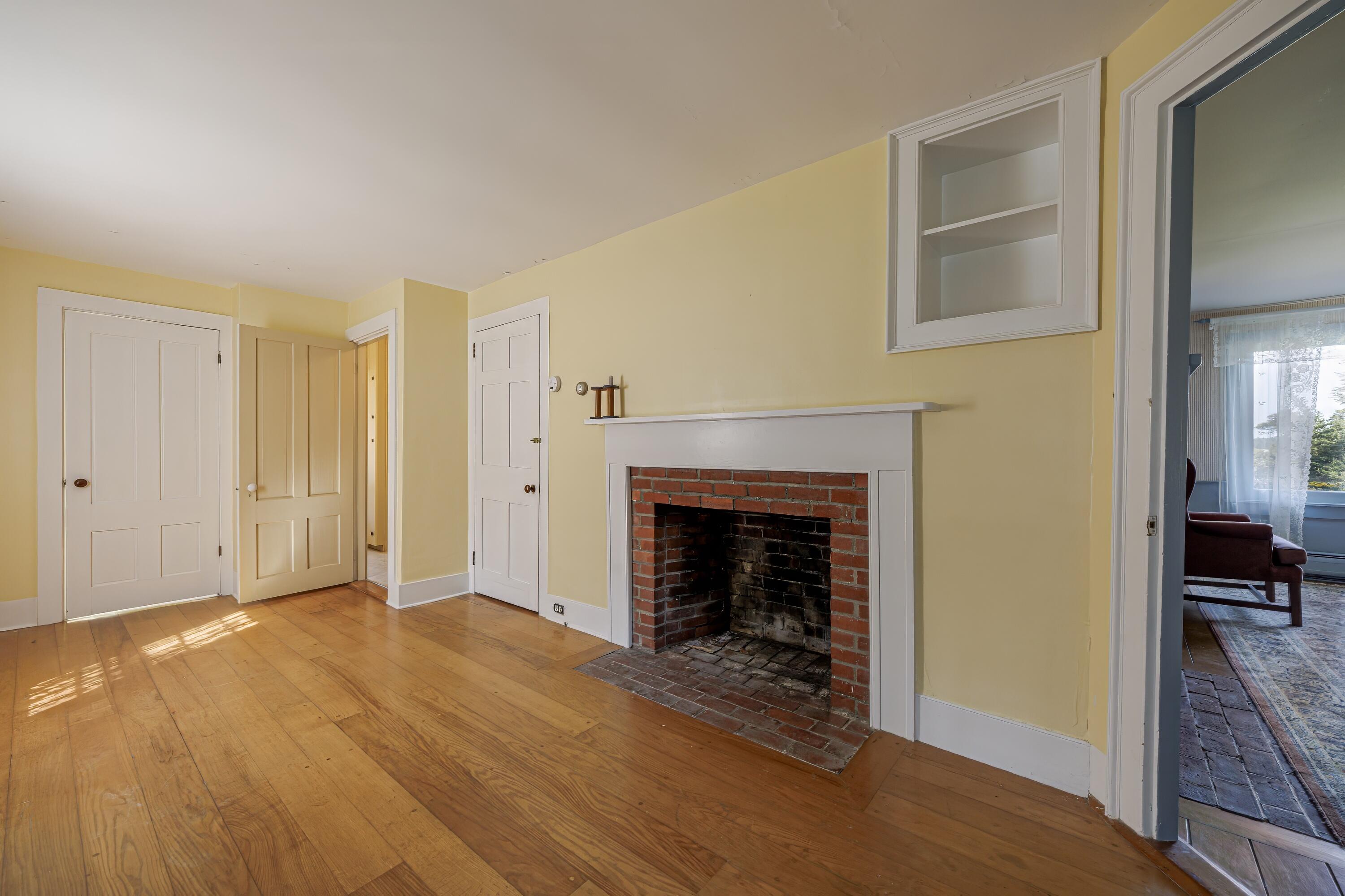 435 Seawall Road