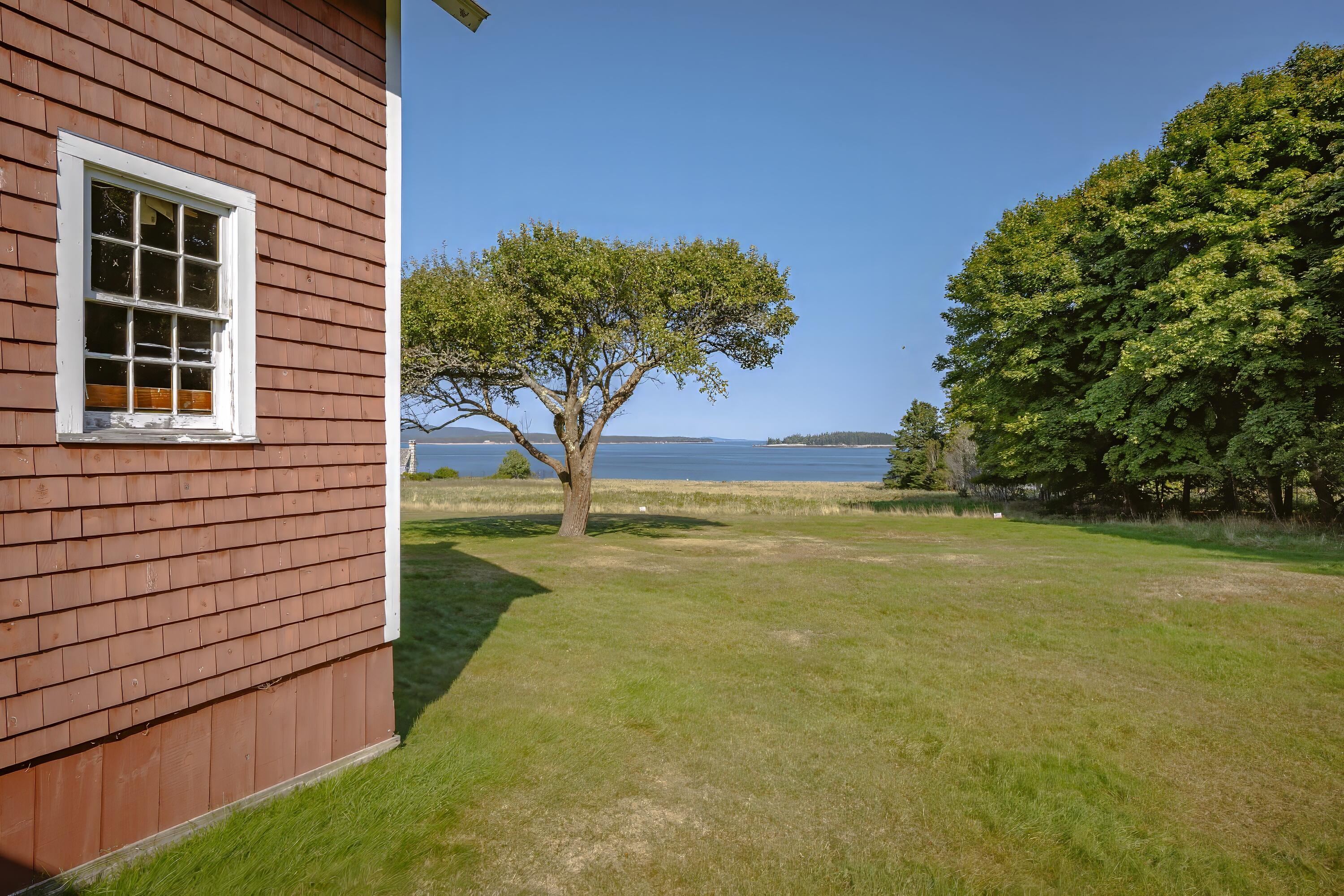 435 Seawall Road