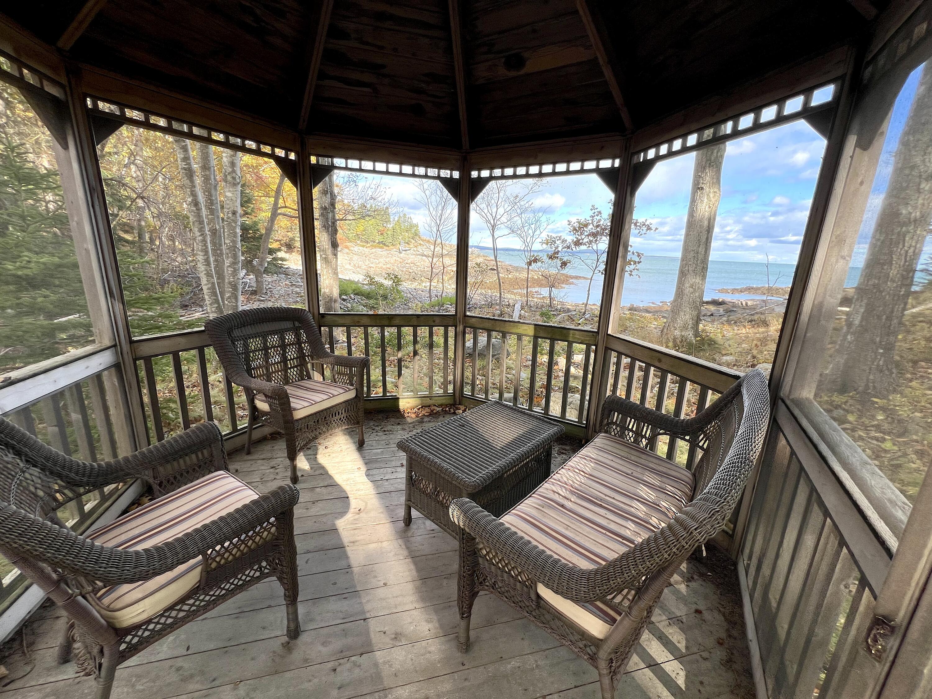 472 Schooner Head Road