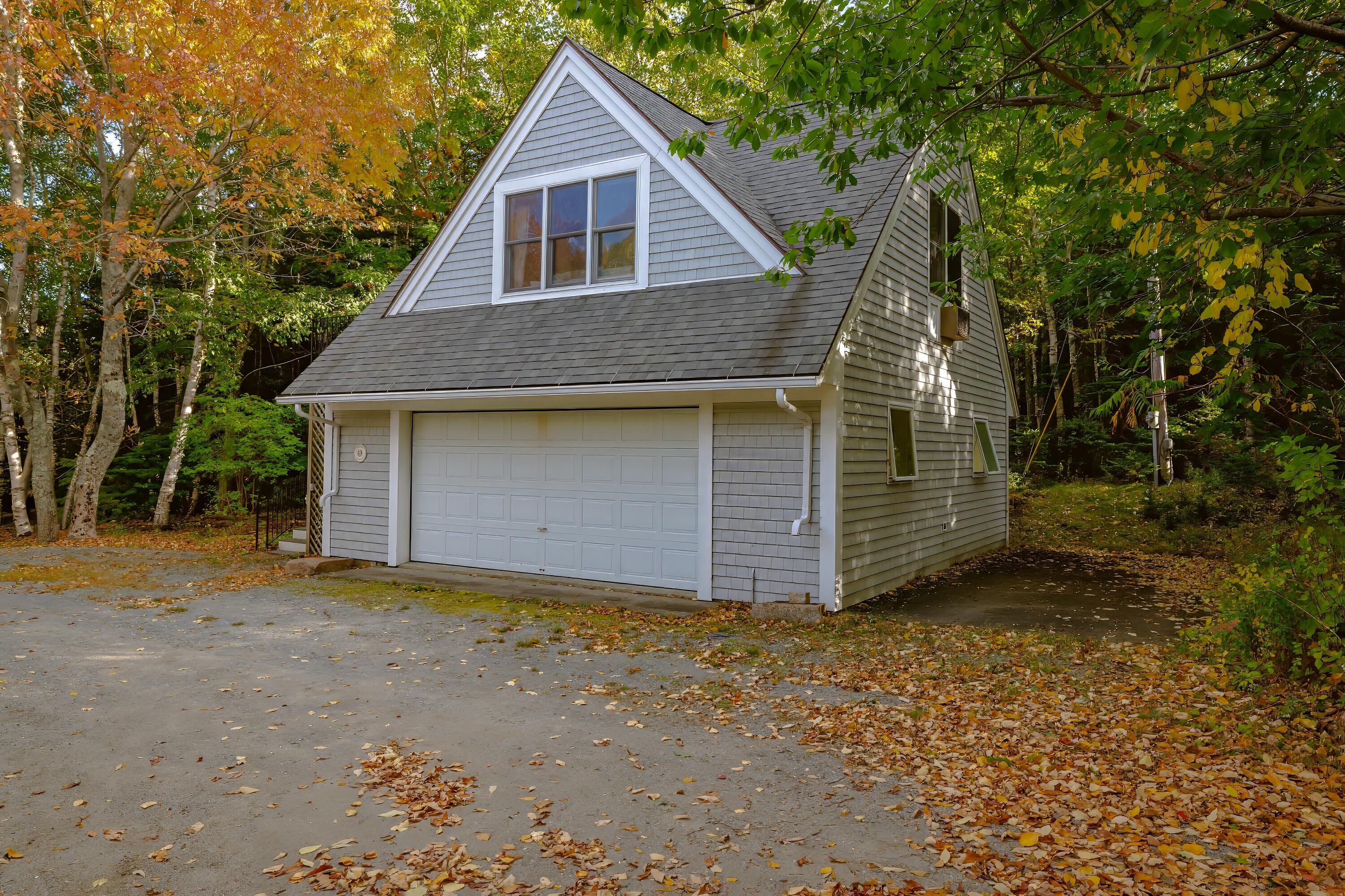 472 Schooner Head Road