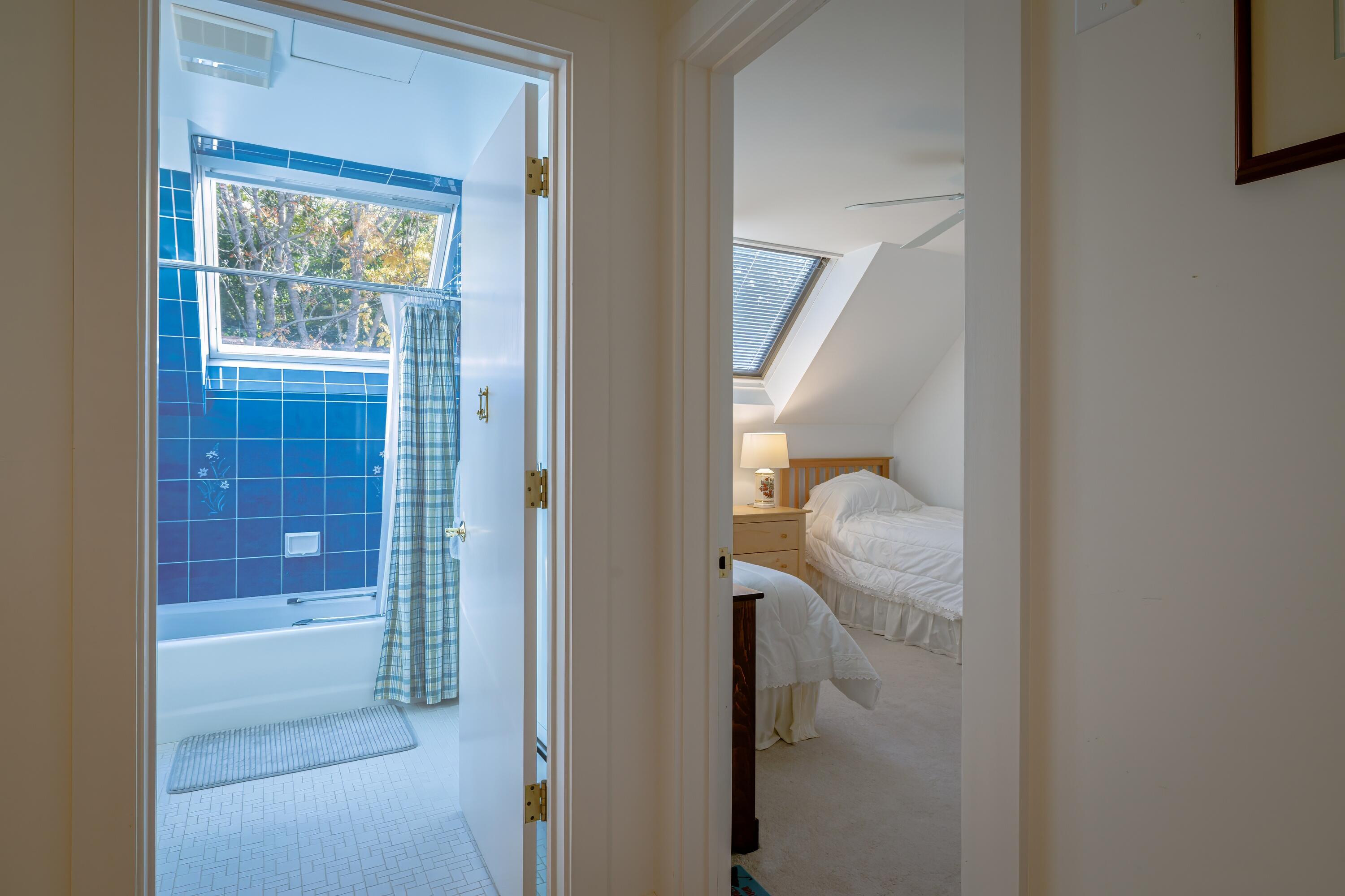 472 Schooner Head Road