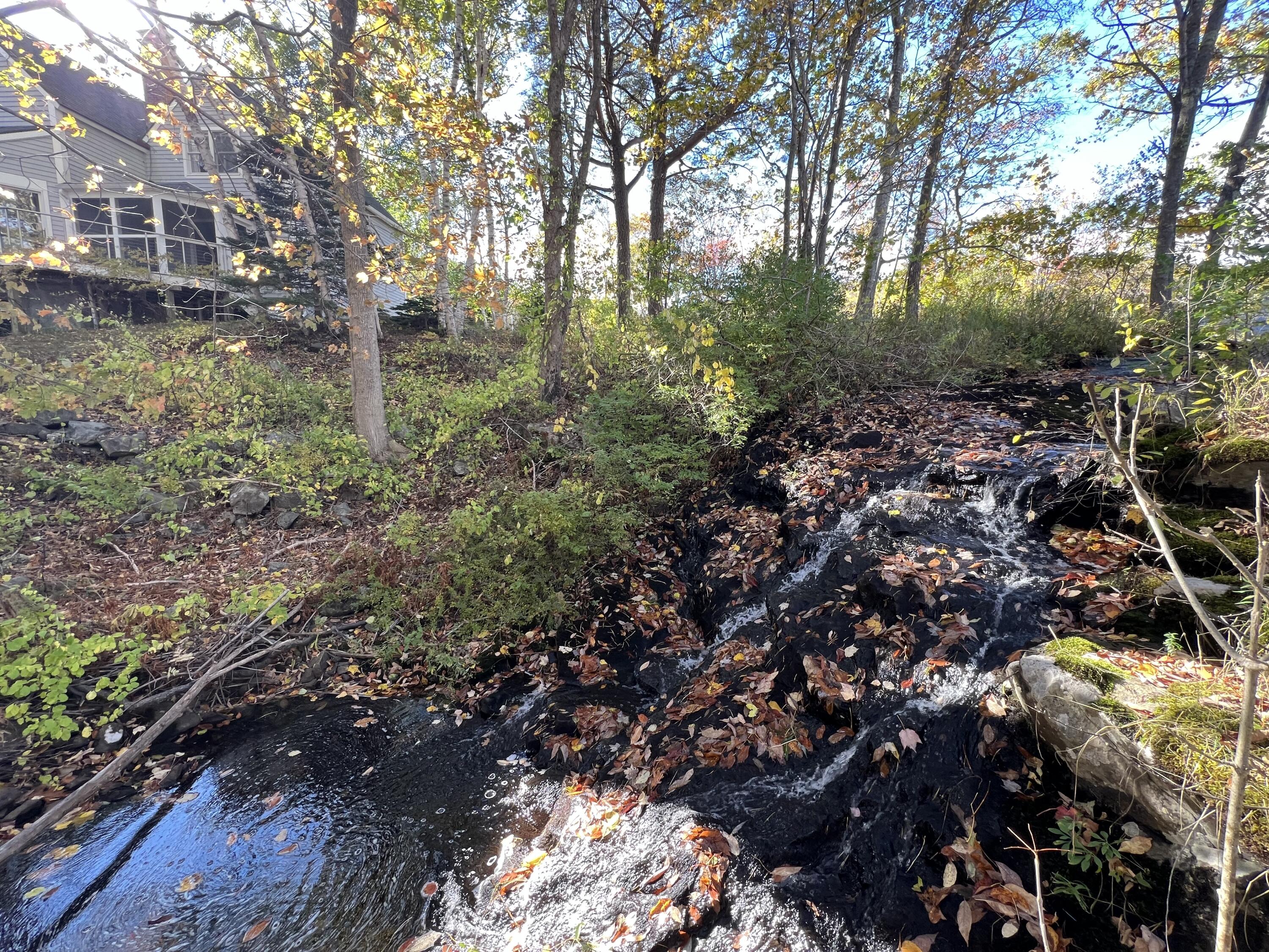 472 Schooner Head Road