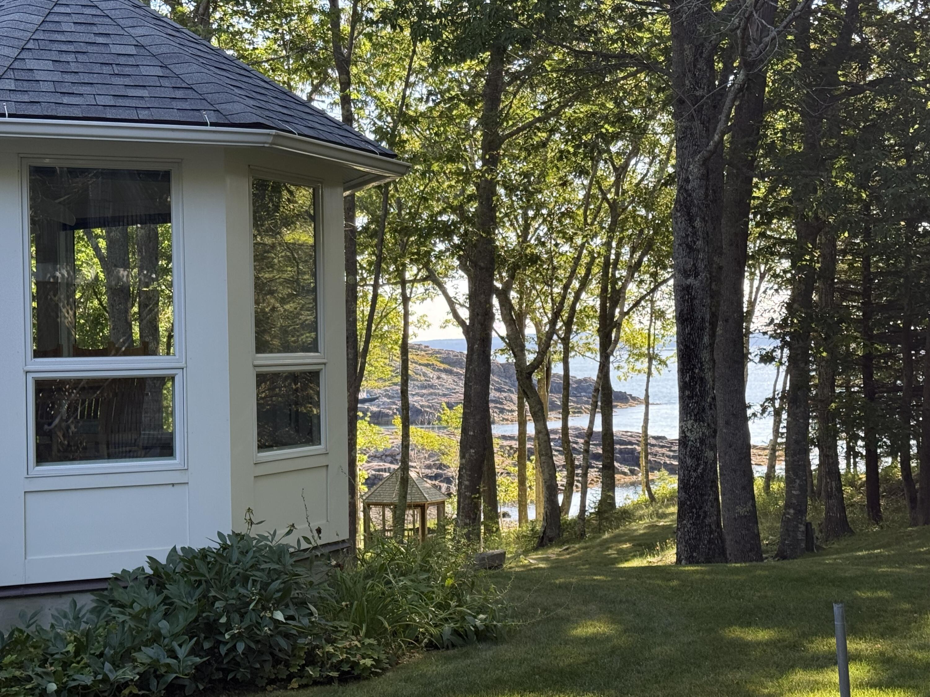 472 Schooner Head Road