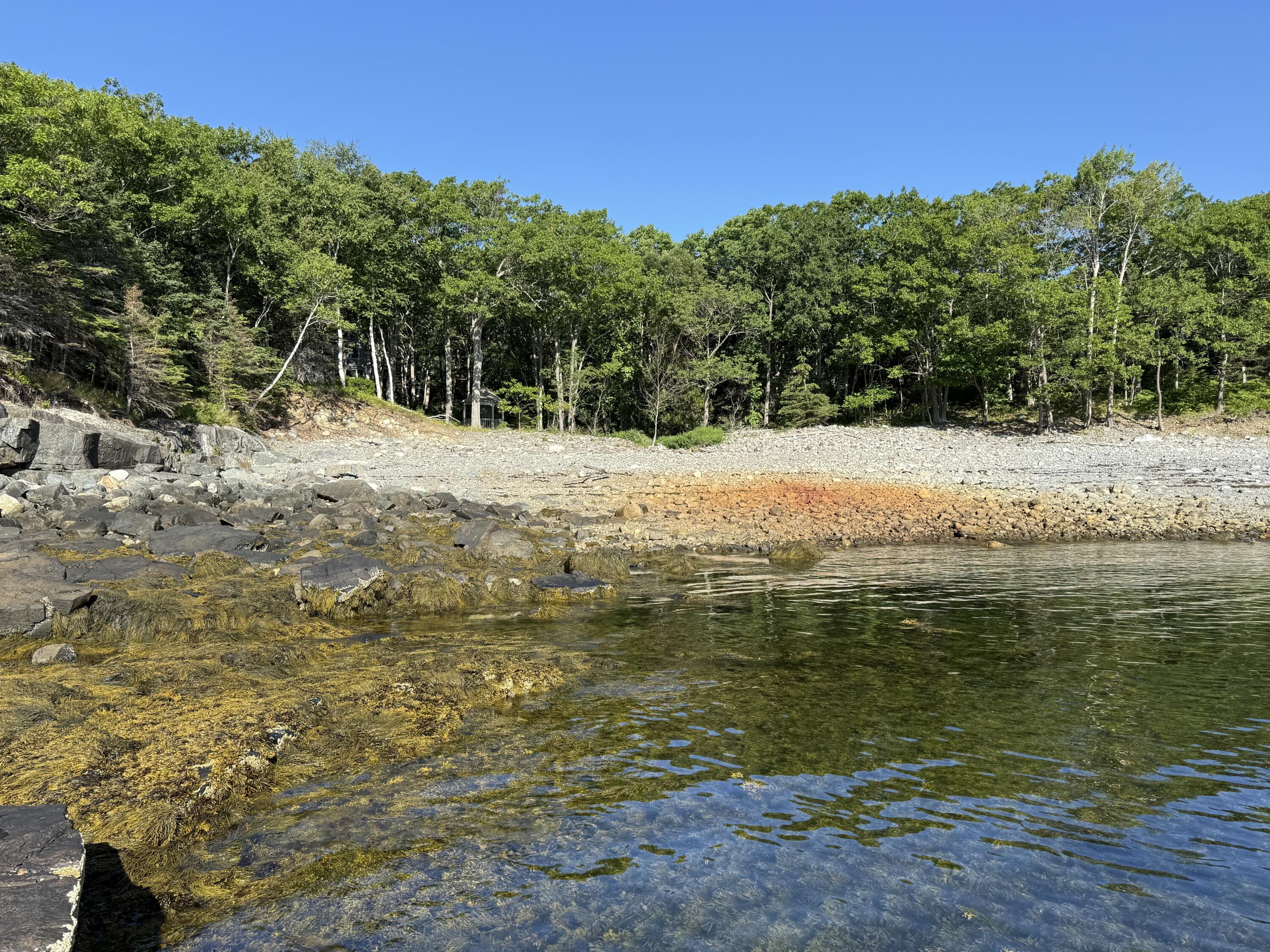 472 Schooner Head Road