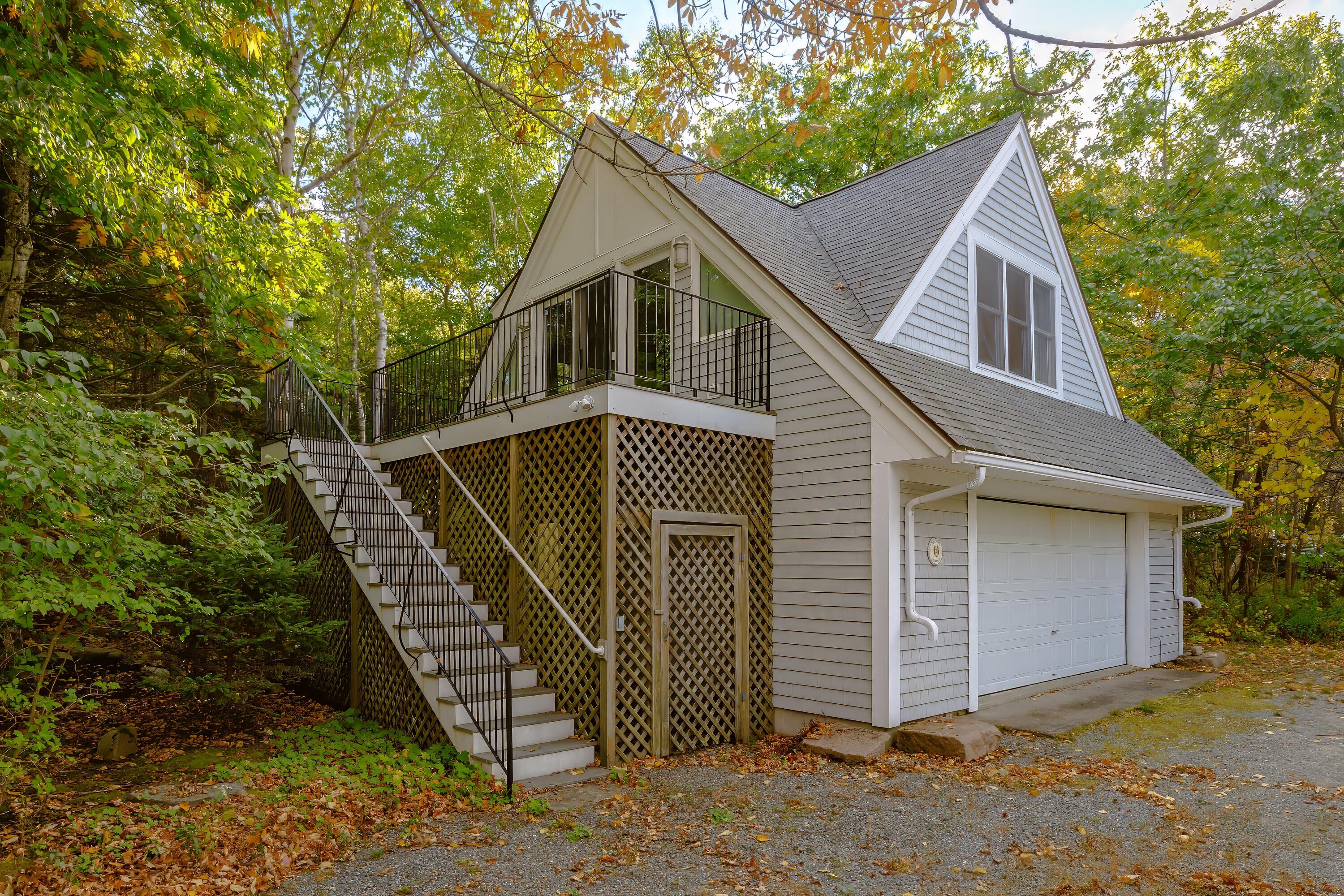 472 Schooner Head Road