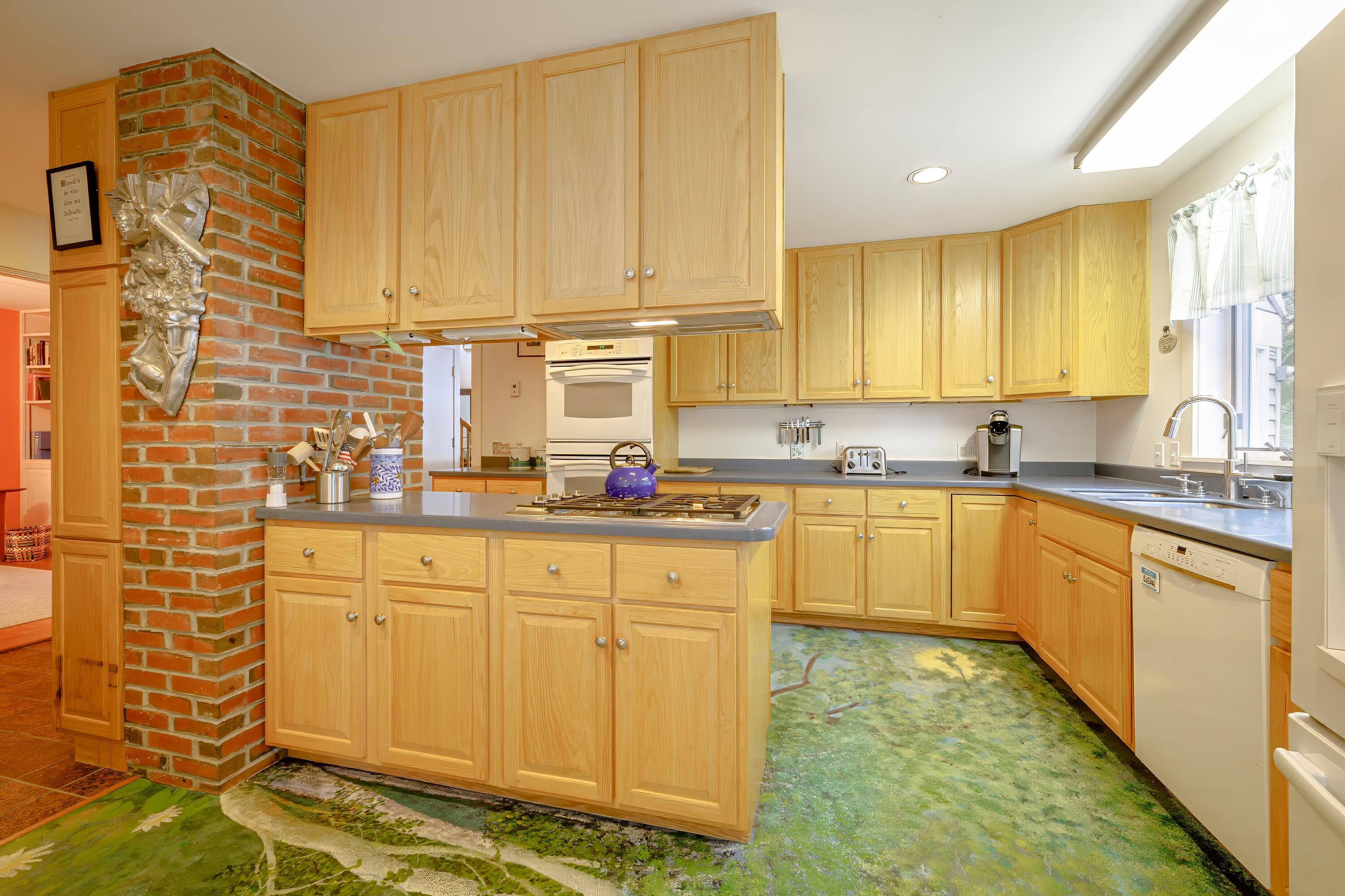 472 Schooner Head Road