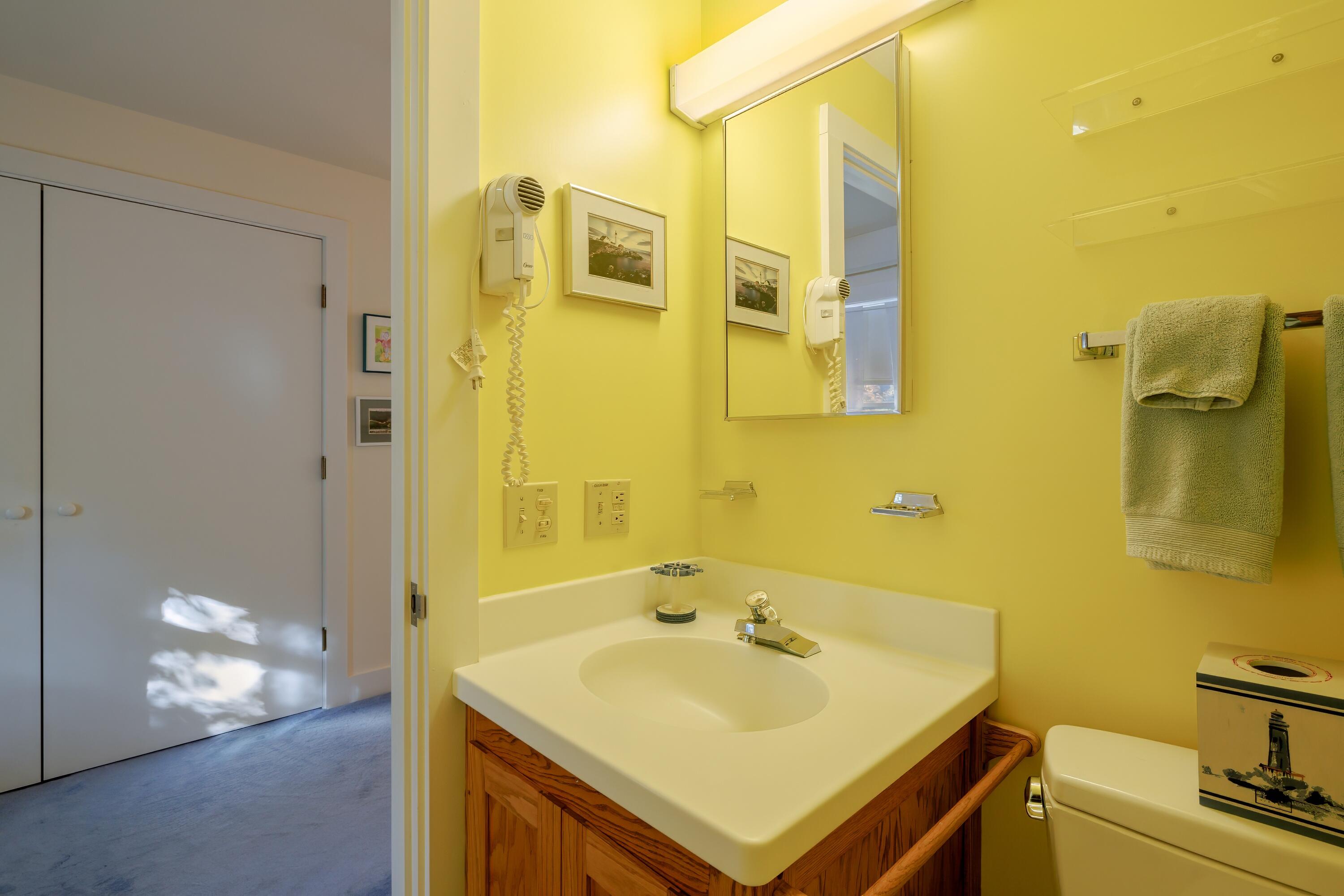 472 Schooner Head Road