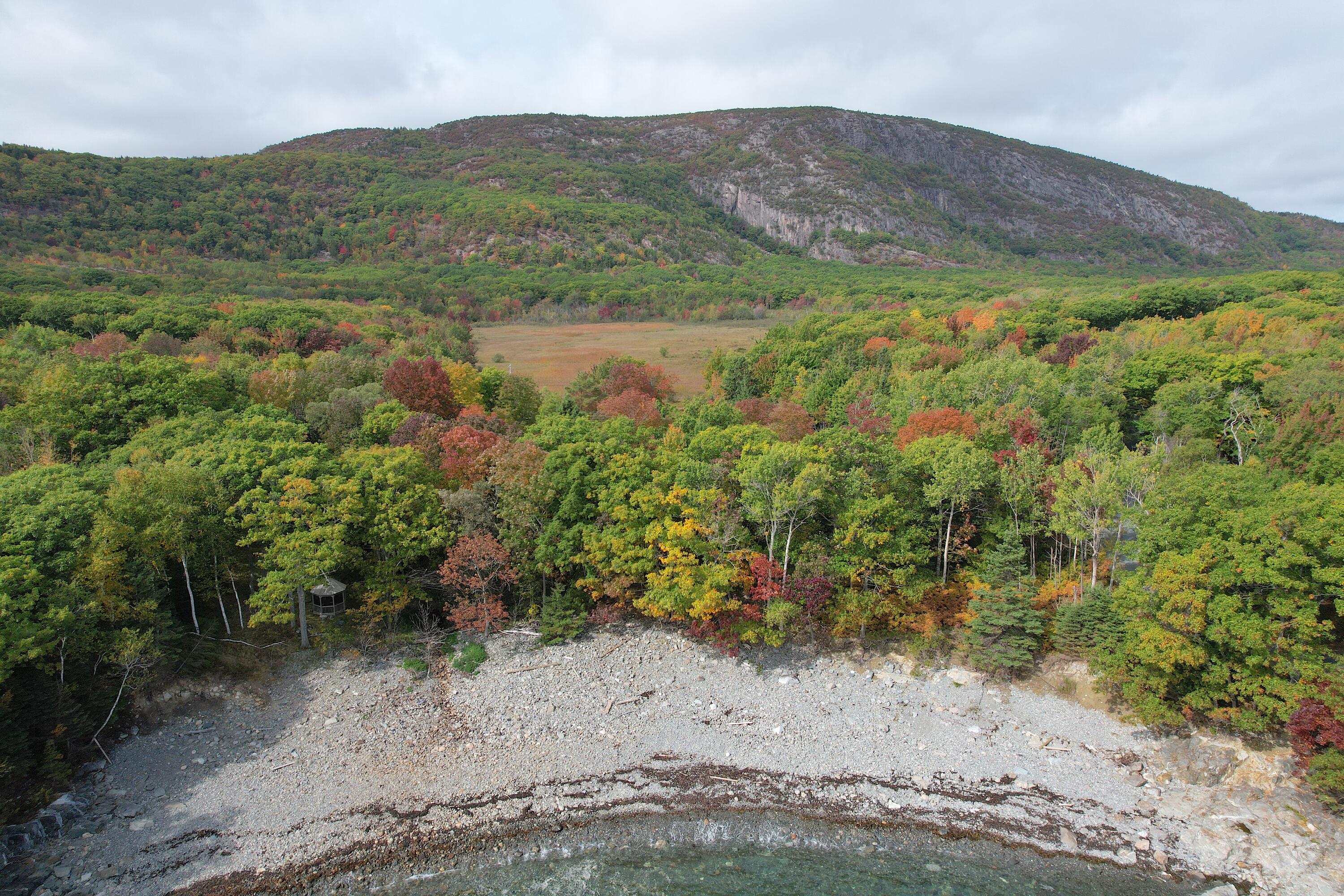 472 Schooner Head Road