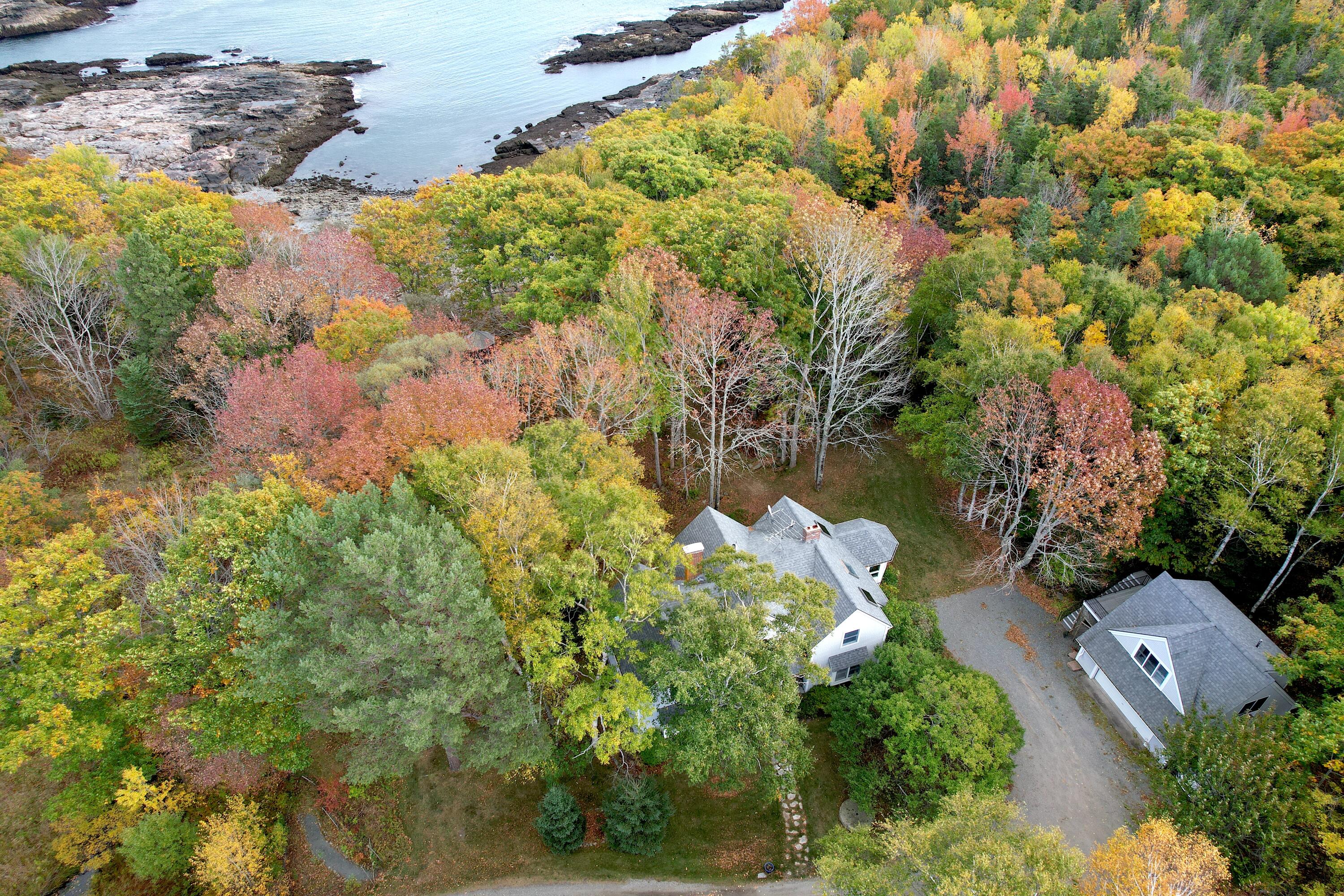472 Schooner Head Road