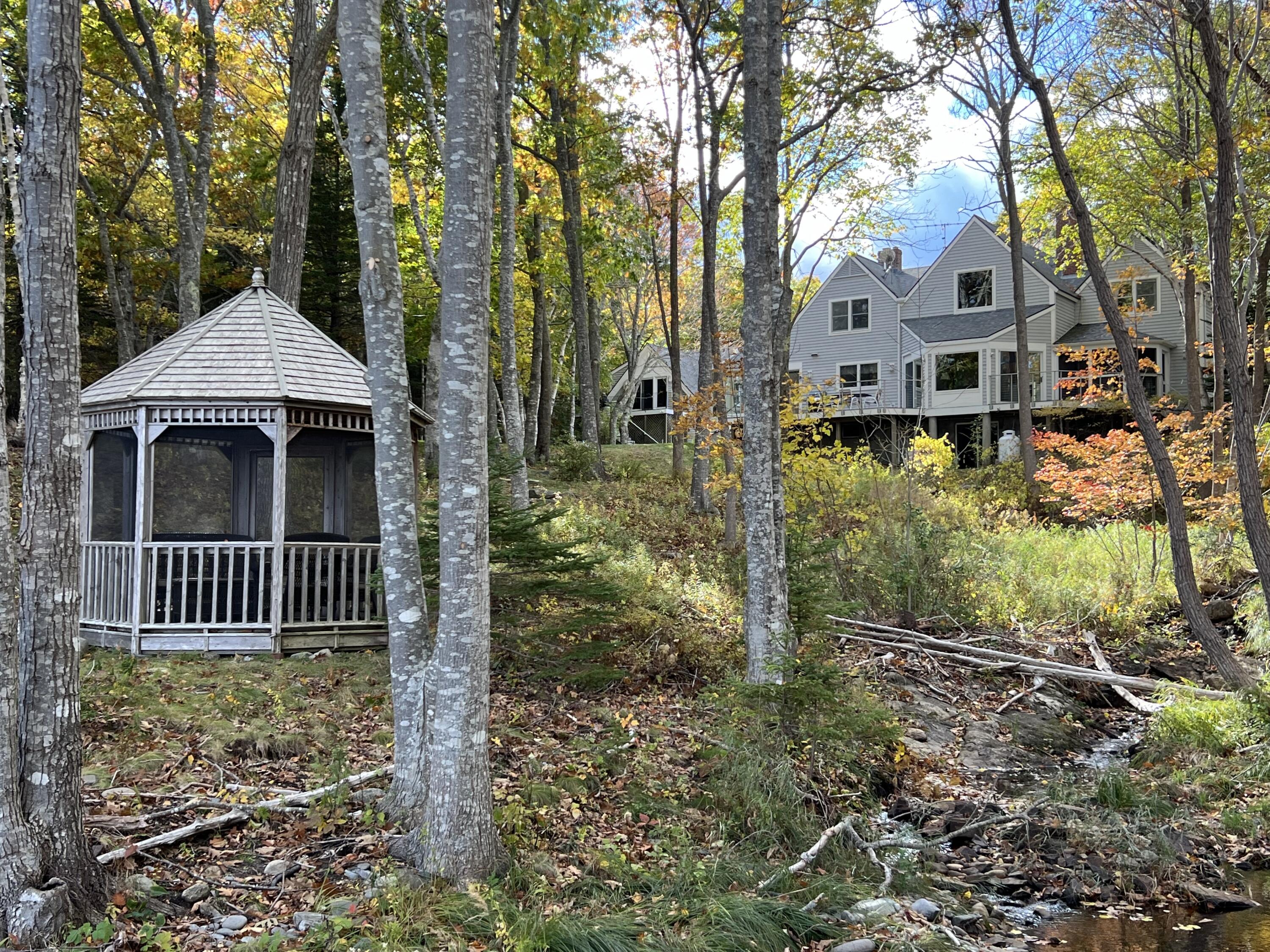 472 Schooner Head Road