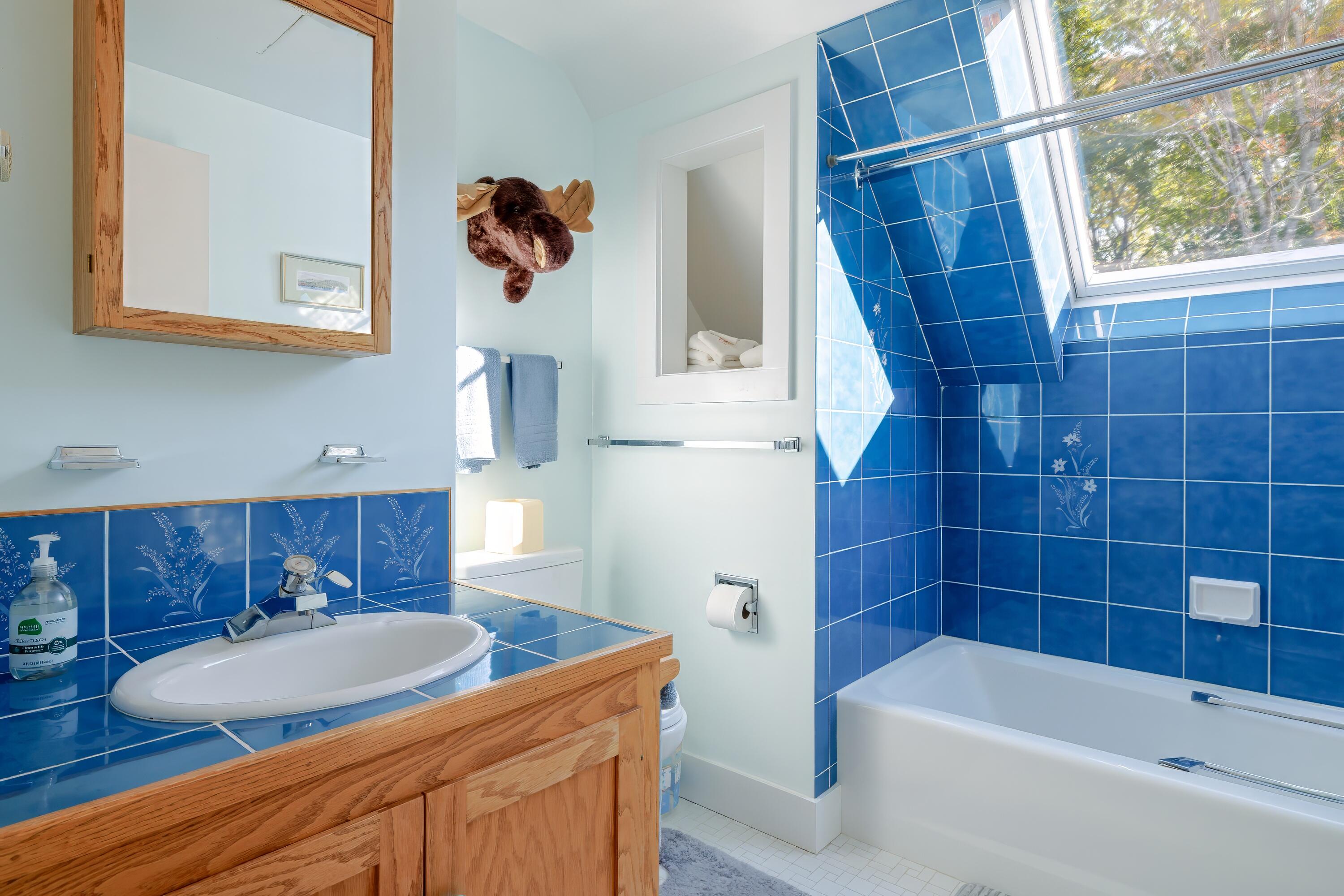 472 Schooner Head Road