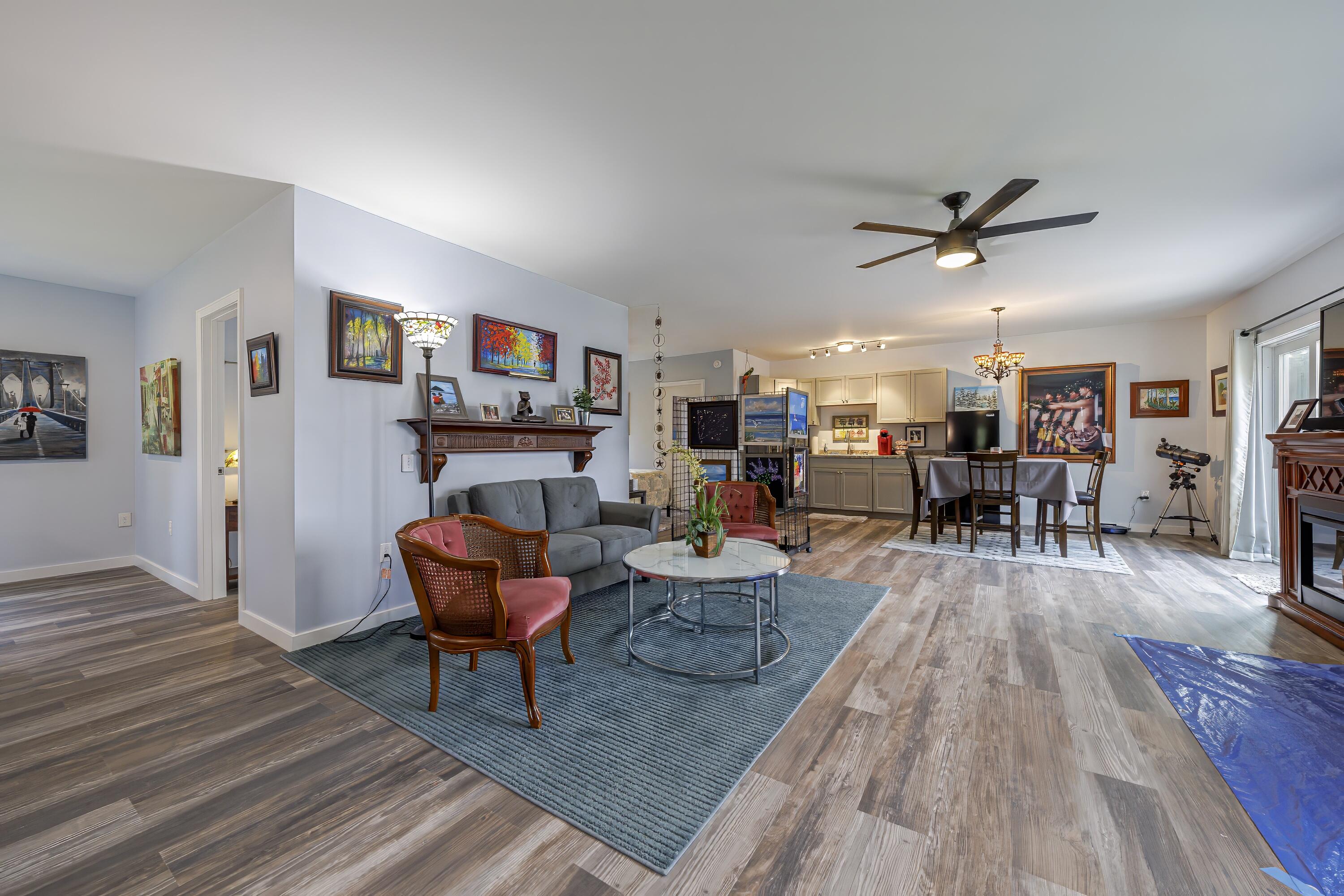 153 Woodcock Ln