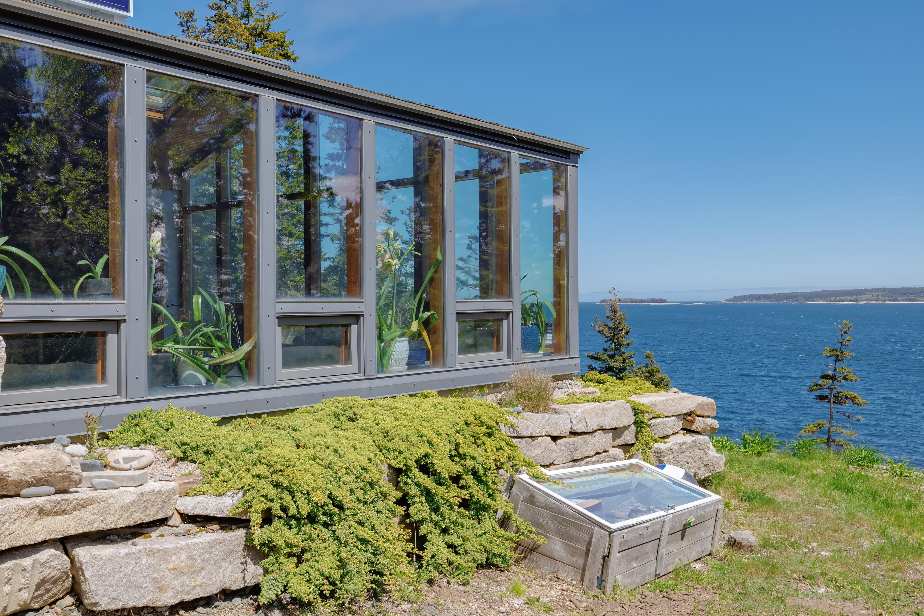 360 Red Point Road