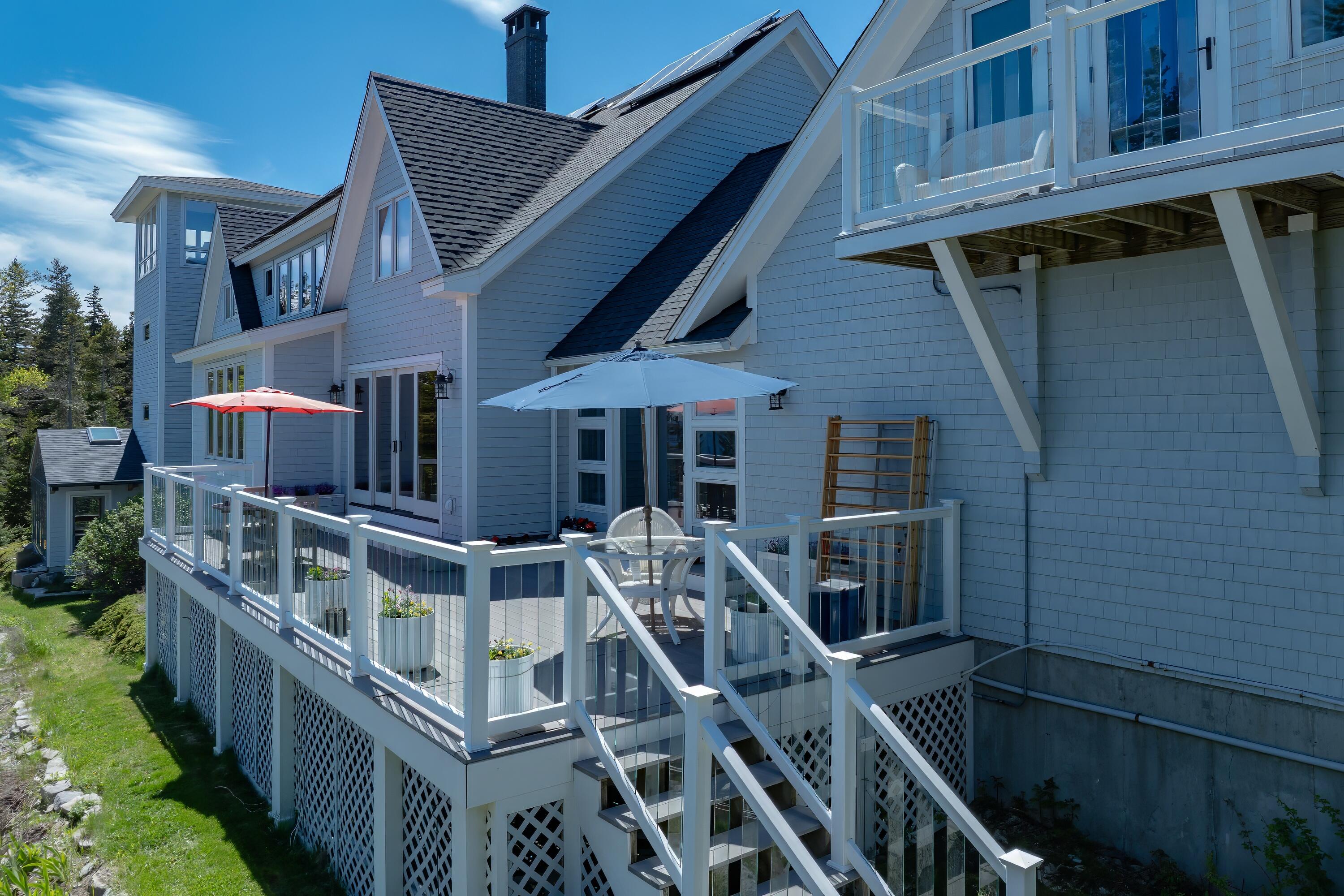 360 Red Point Road
