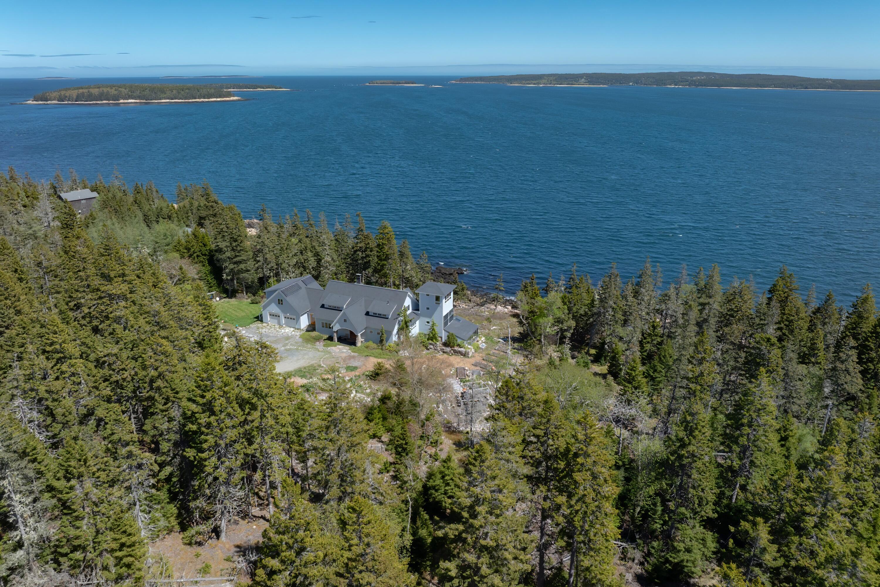 360 Red Point Road