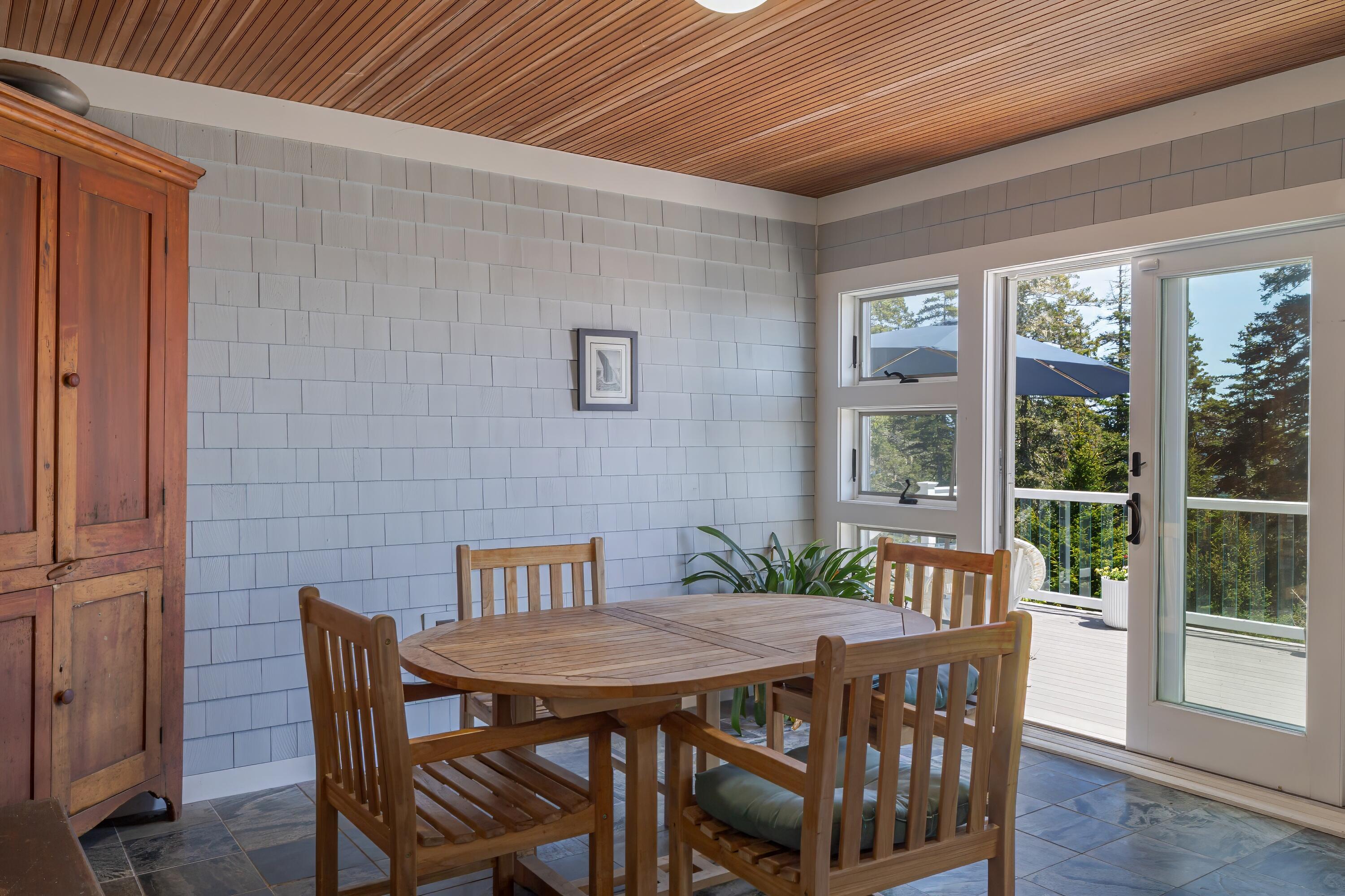 360 Red Point Road