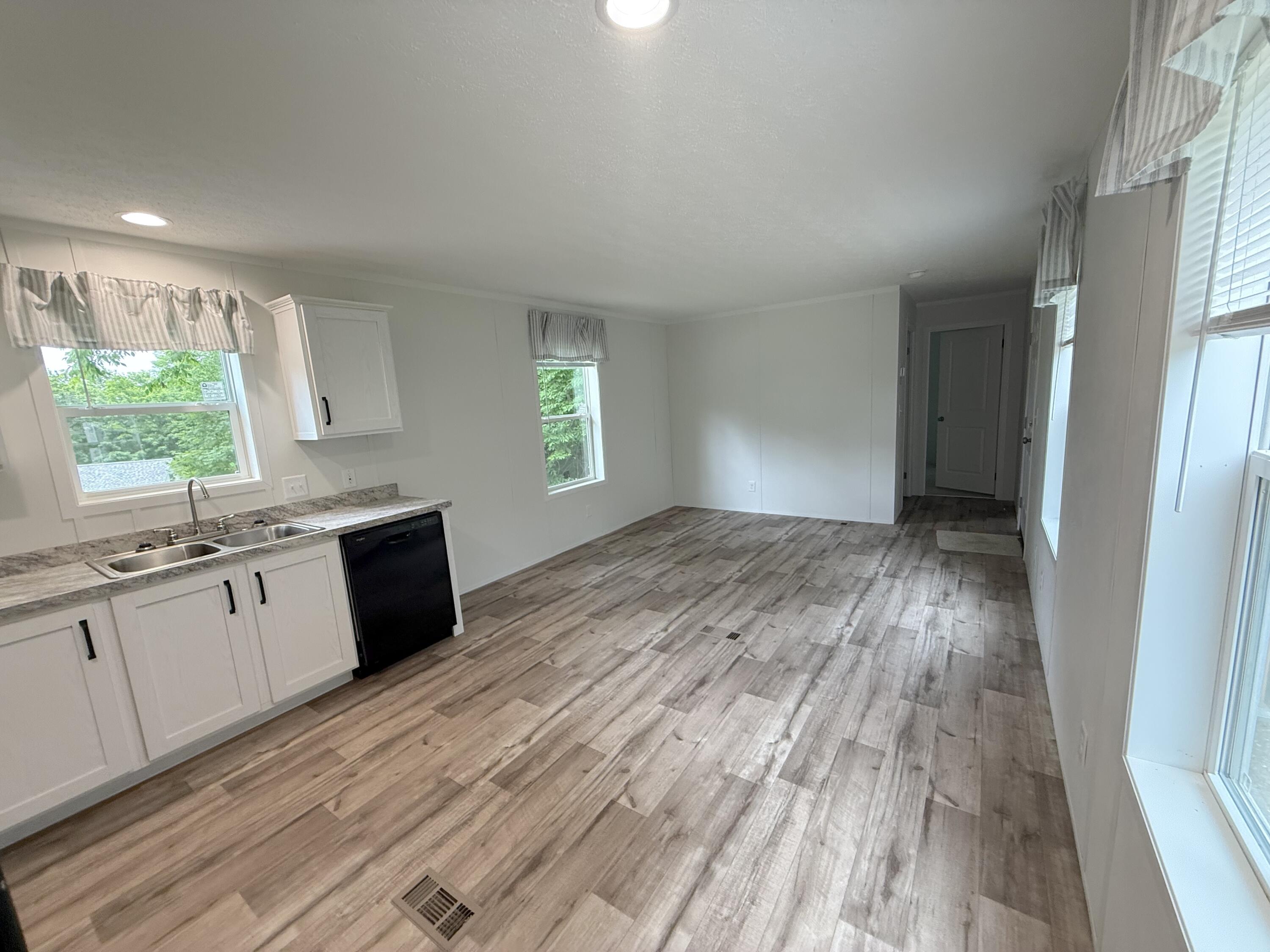 18 Hinks Street