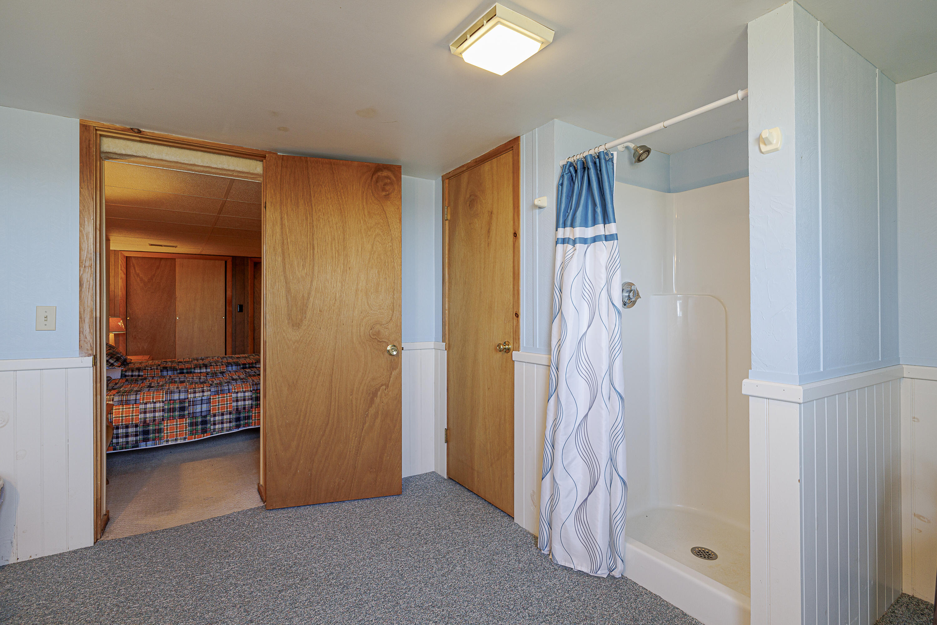 6 Lorimer Road