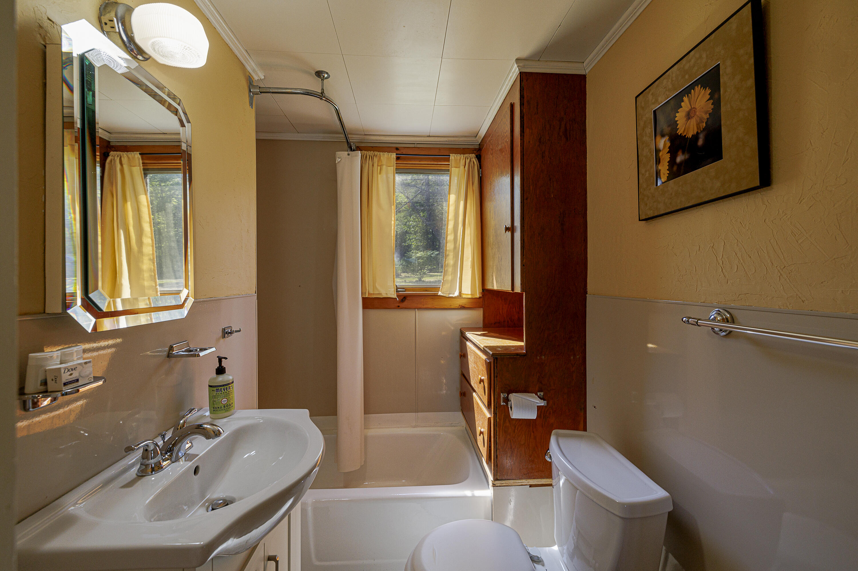 6 Lorimer Road