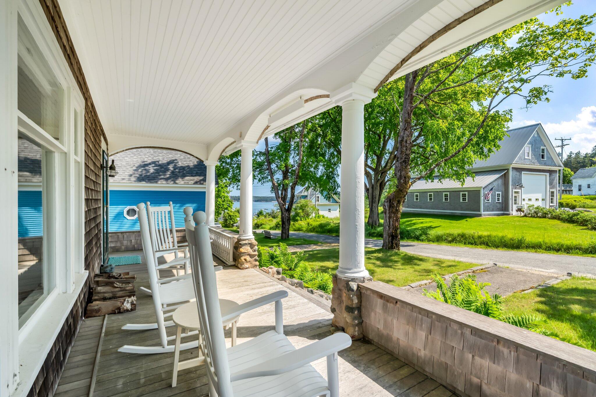 12 Steamboat Hill Road
