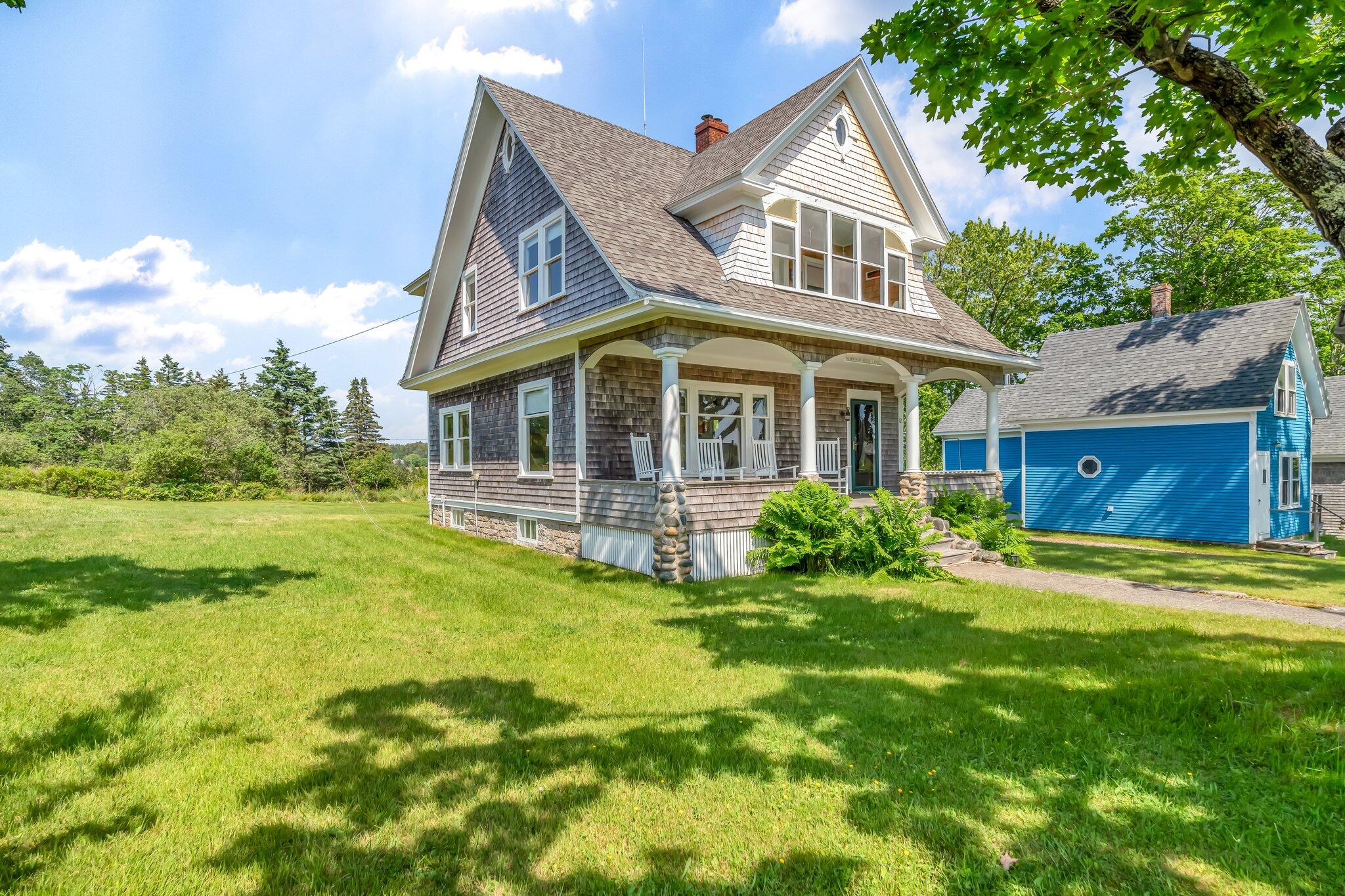 11 and 12 Steamboat Hill Road