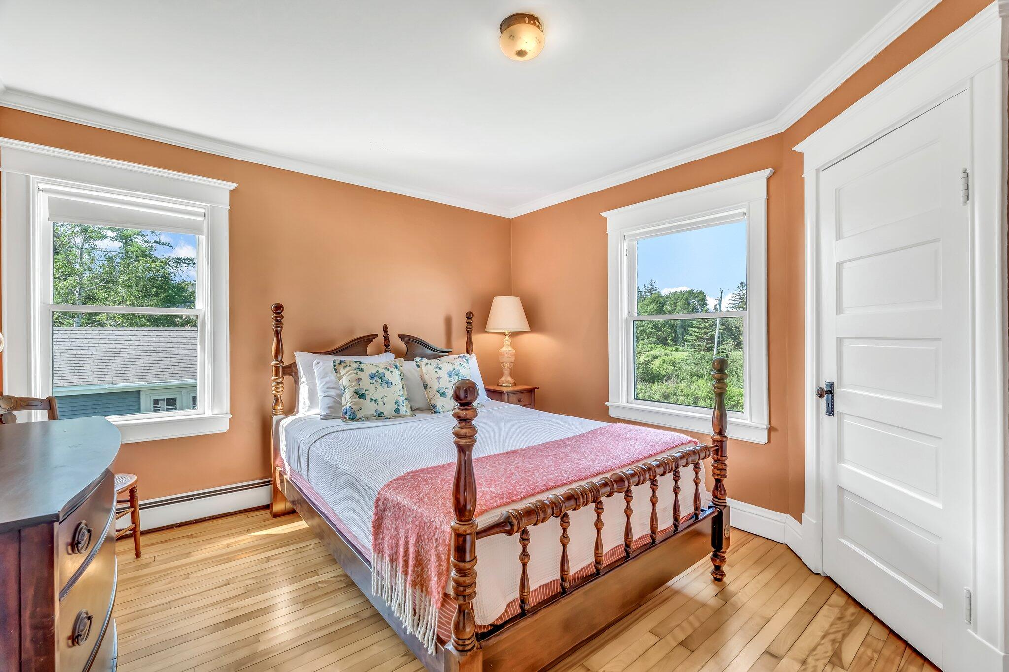 11 and 12 Steamboat Hill Road