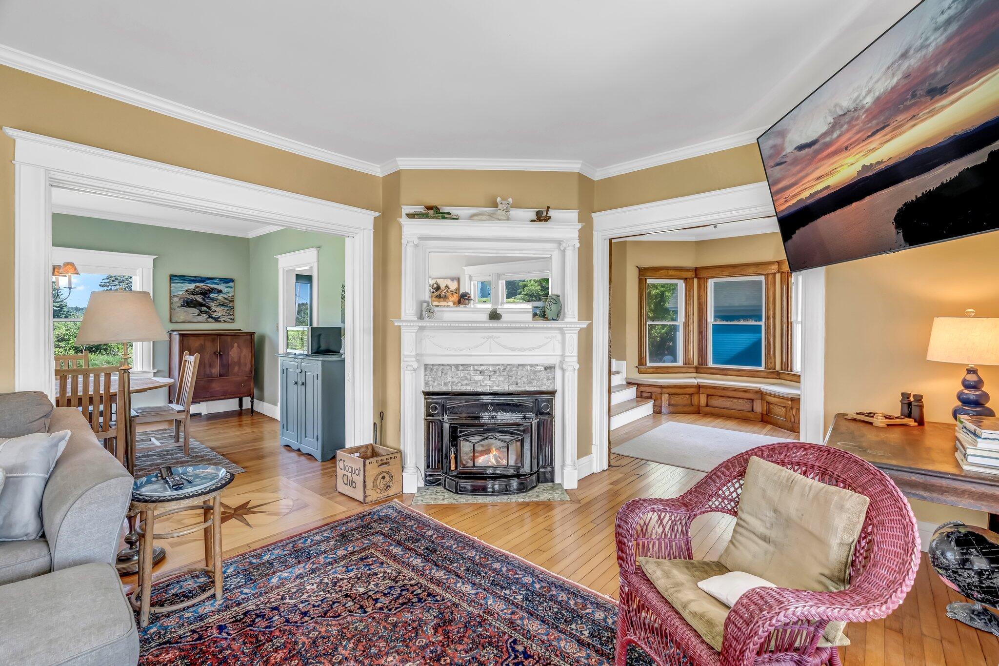 11 and 12 Steamboat Hill Road