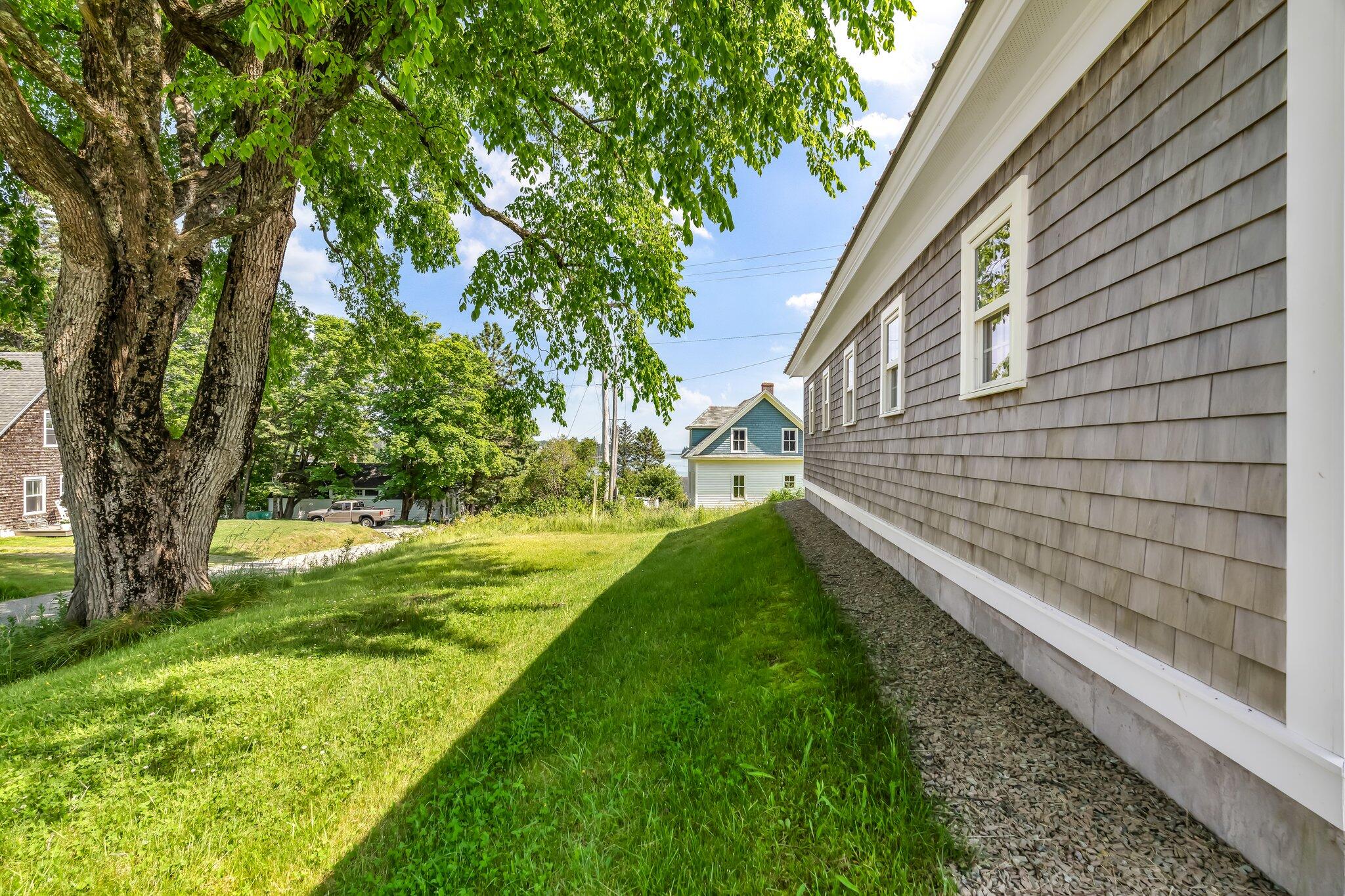 11 and 12 Steamboat Hill Road
