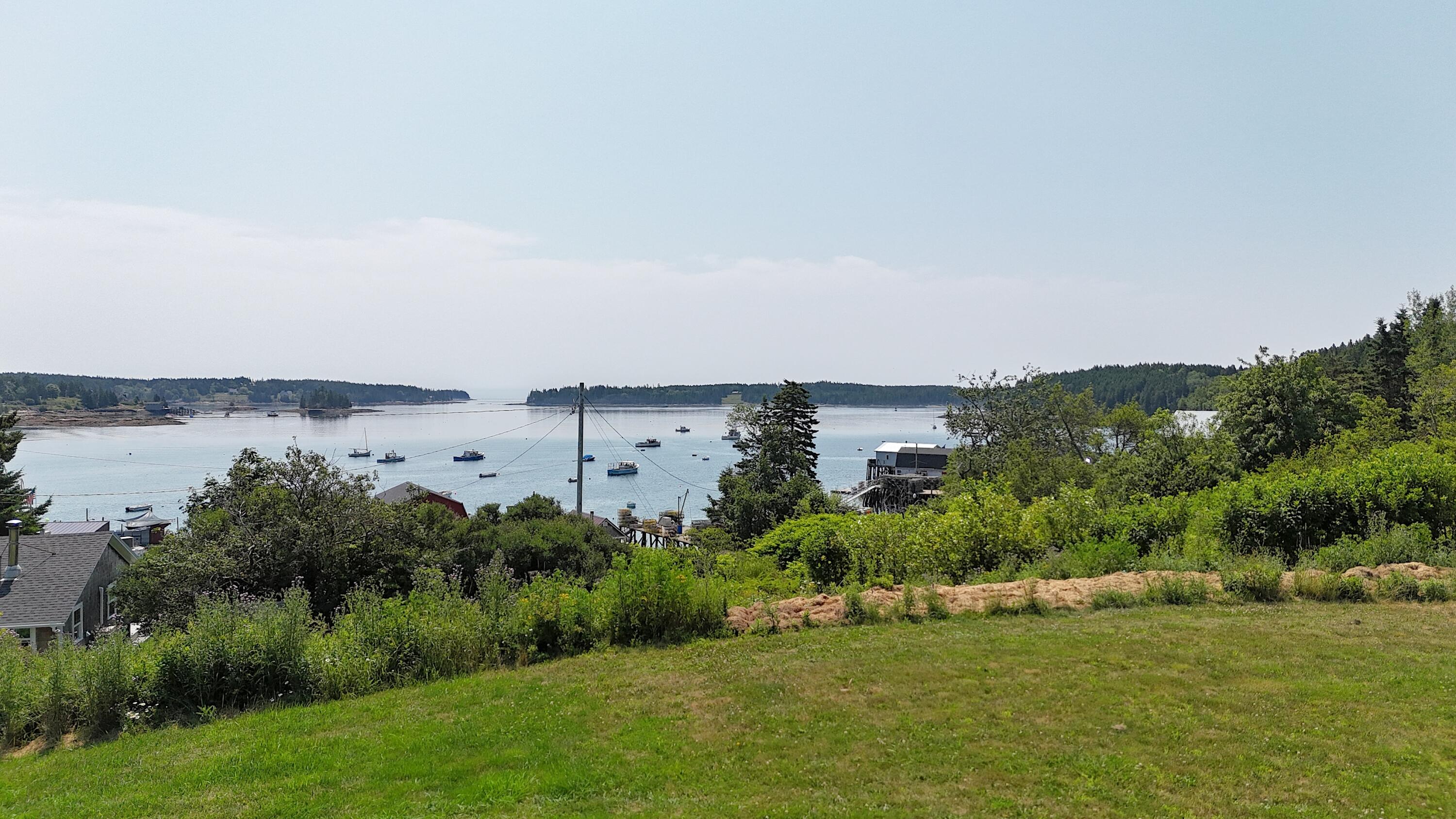 11 Steamboat Hill Road