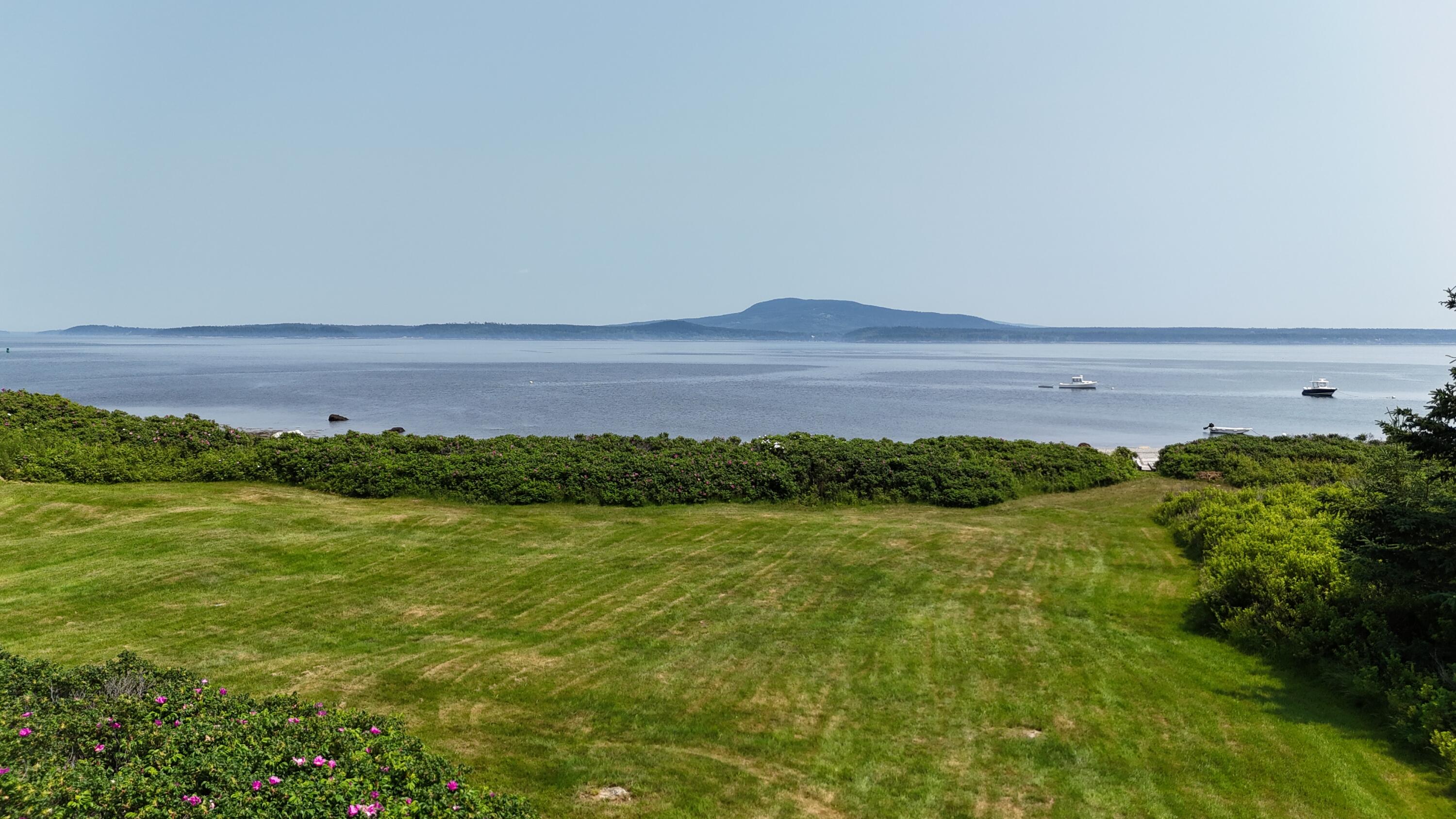 8 Bar Island