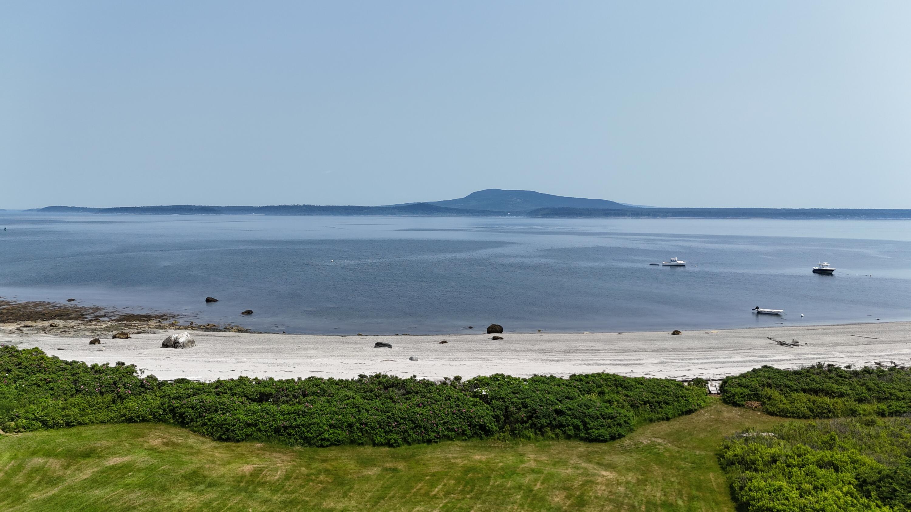 8 Bar Island