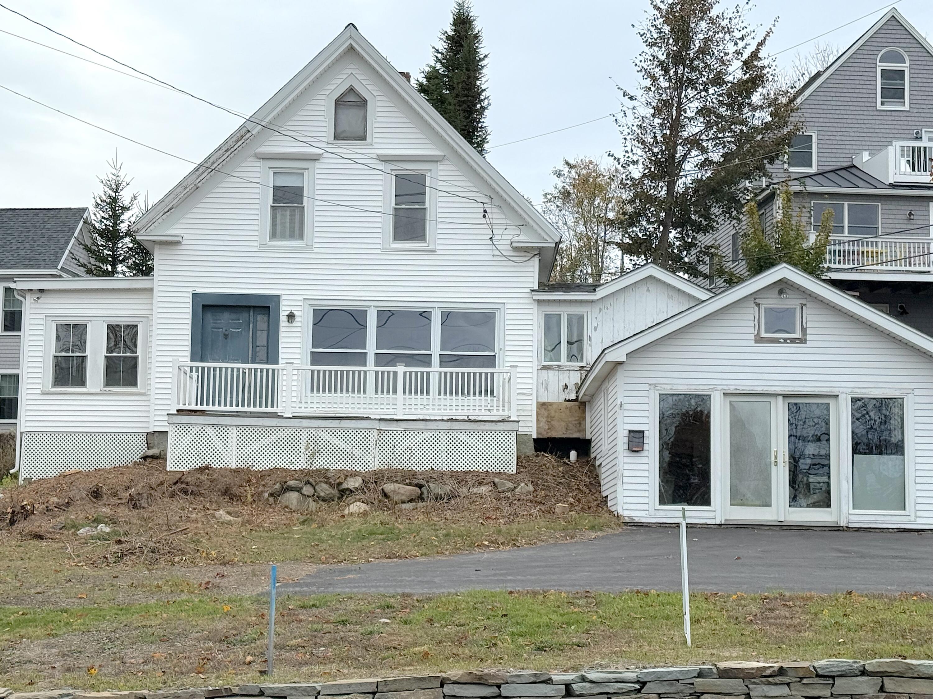 471 Main Street