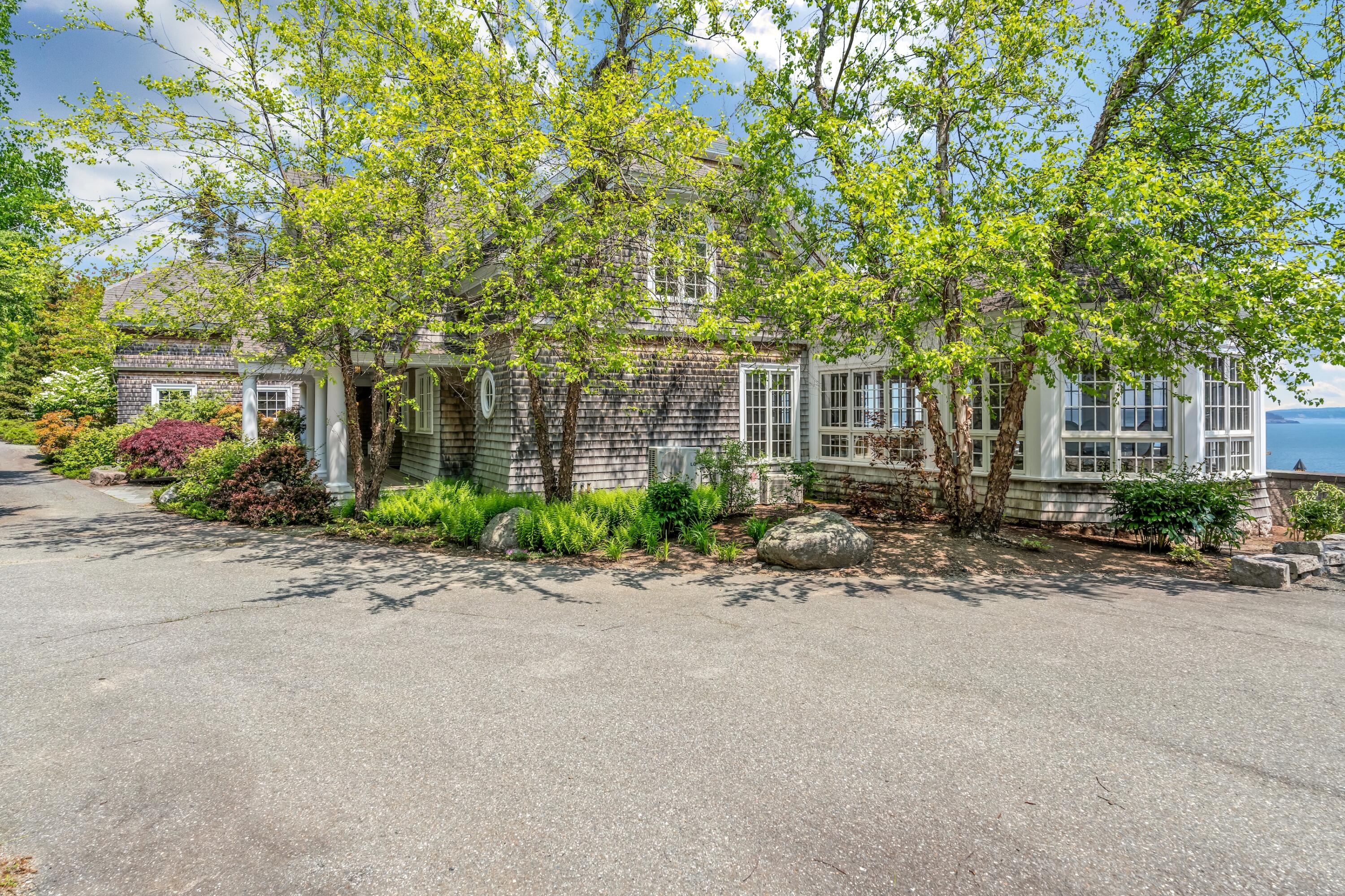 62 Sols Cliff Road