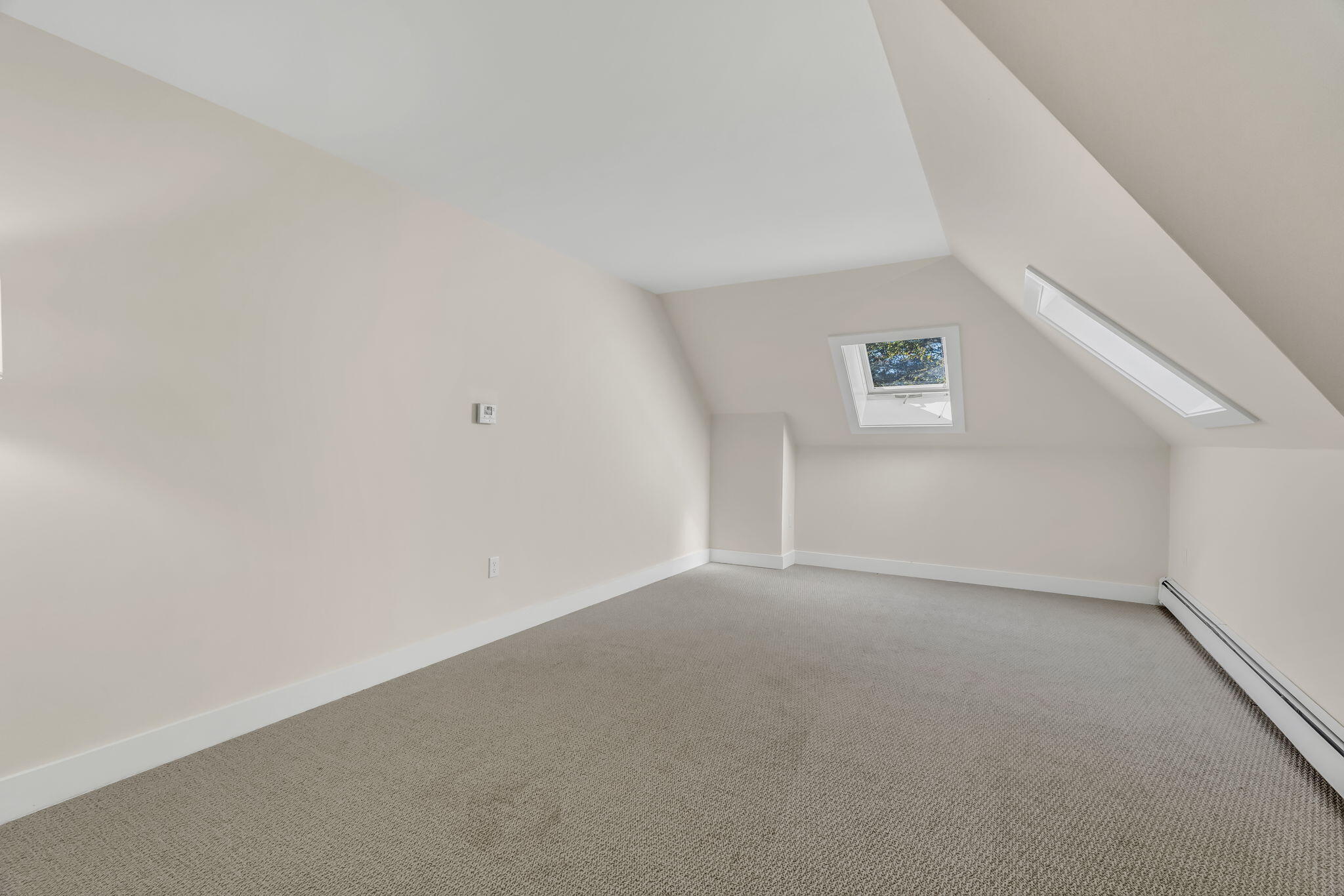 82 Falcon Lane