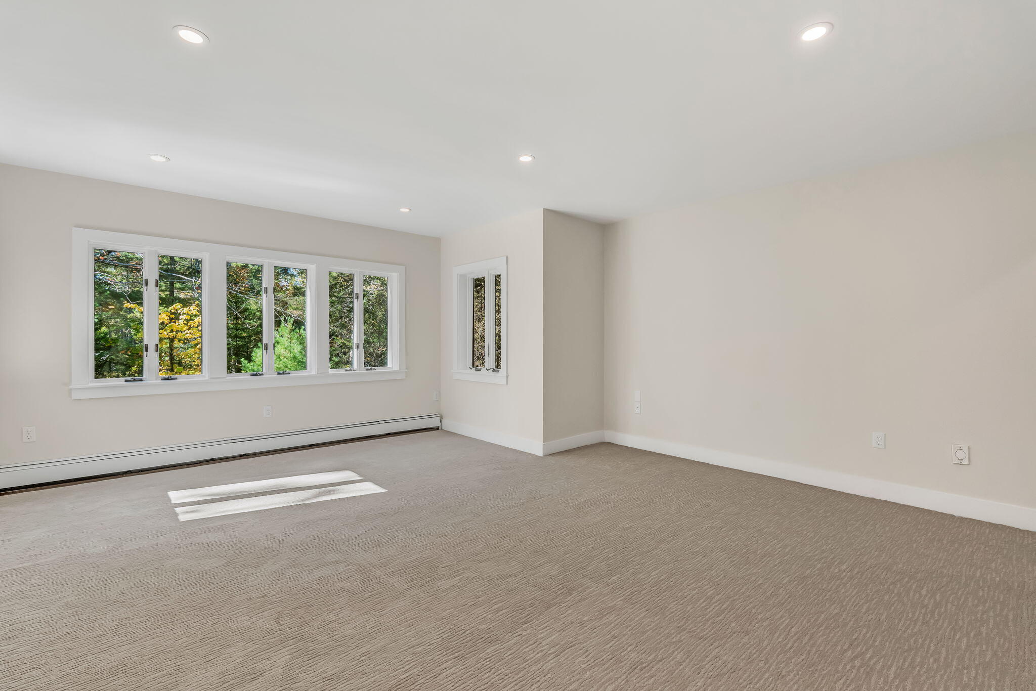 82 Falcon Lane