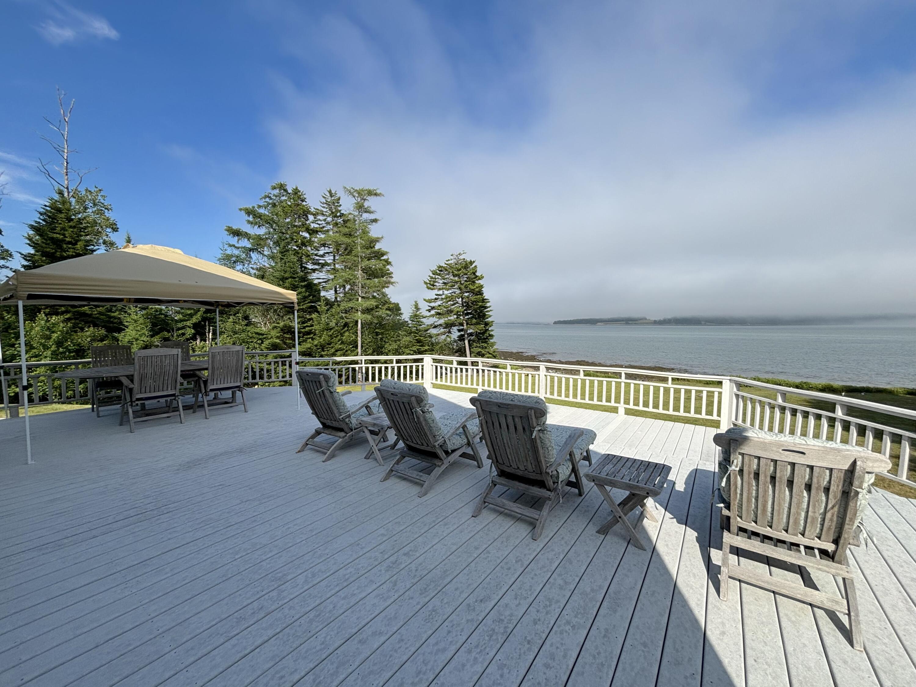915 Mason Bay Road