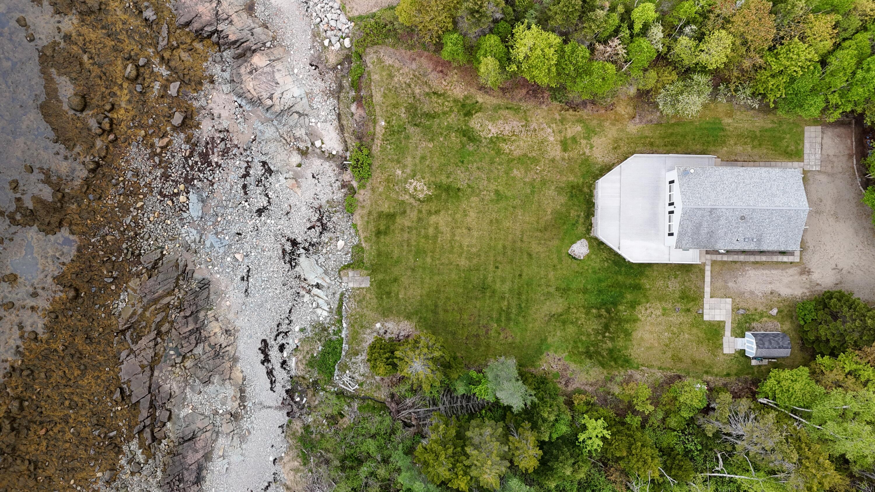 915 Mason Bay Road