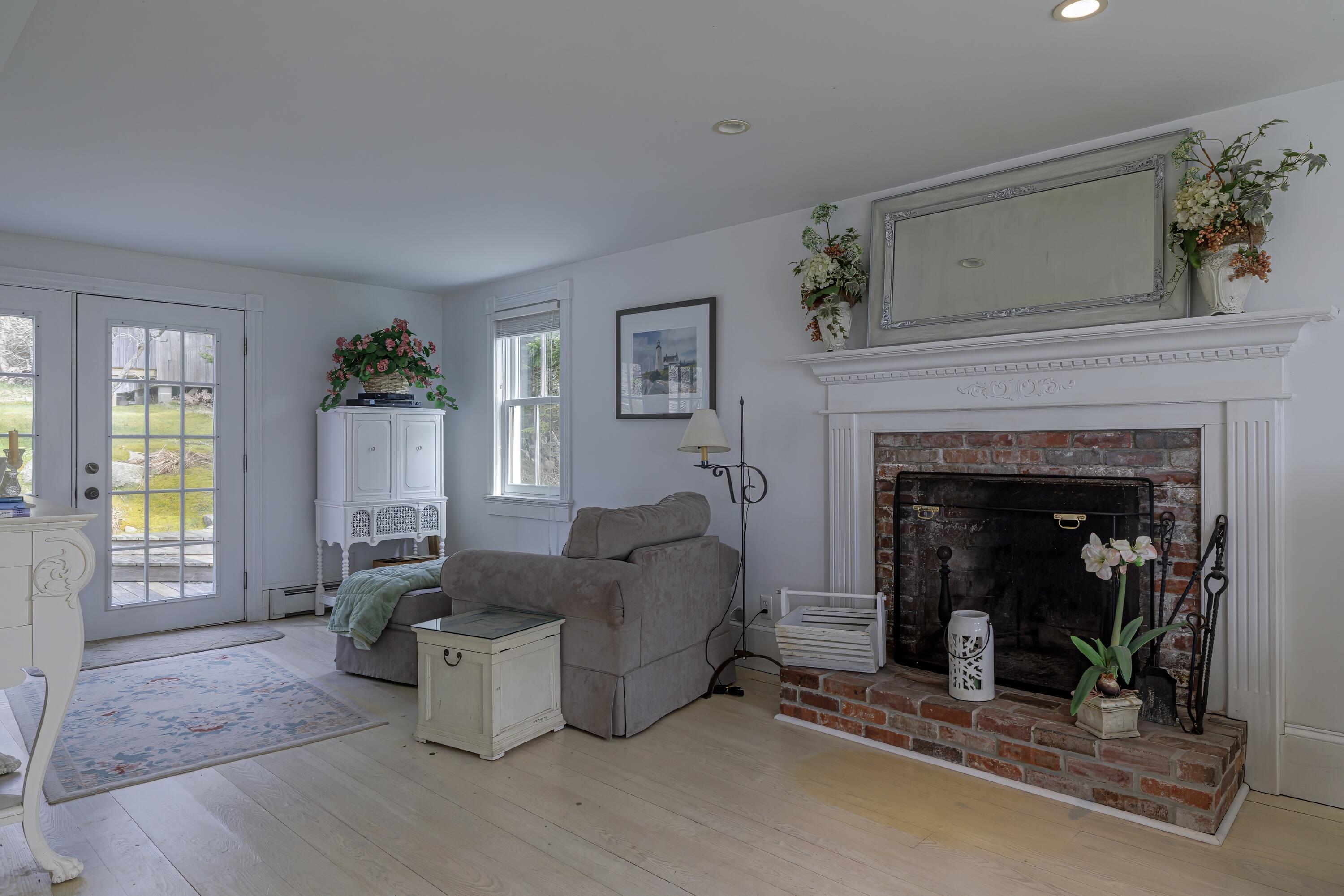 55 Ferry Road